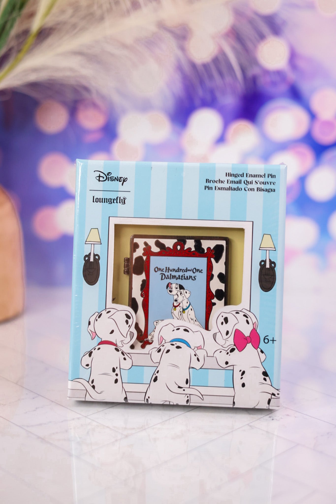 101 Dalmatians Book Hinged Pin - Whiskey Skies - LOUNGEFLY