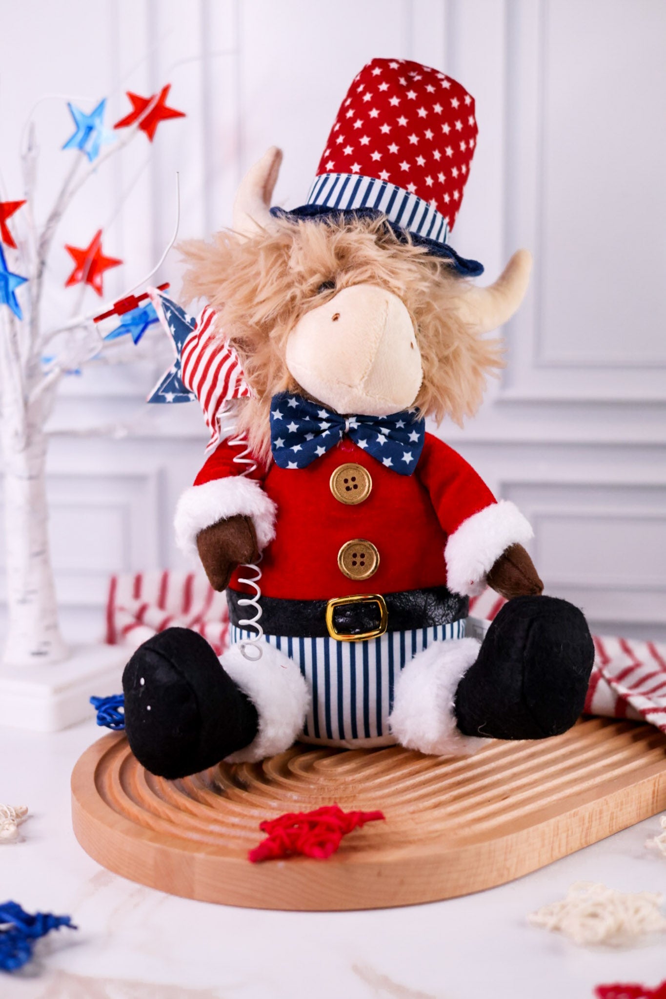 12" Plush Americana Highland Cow (2 Styles) - Whiskey Skies - GERSON COMPANIES