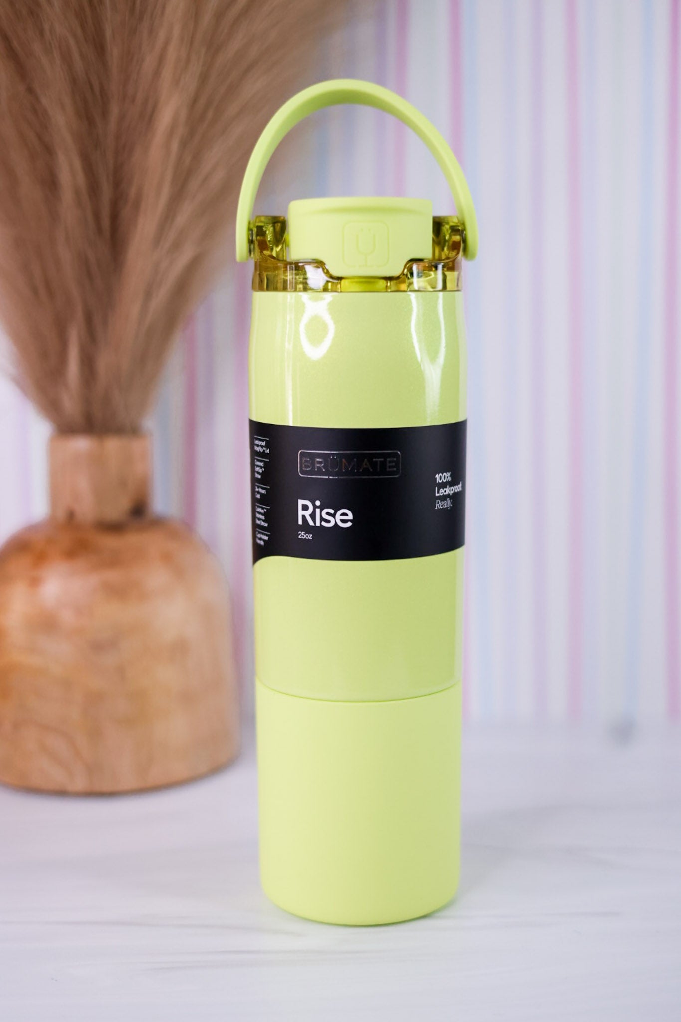 Brumate Lemon Lime 25oz Rise Tumbler