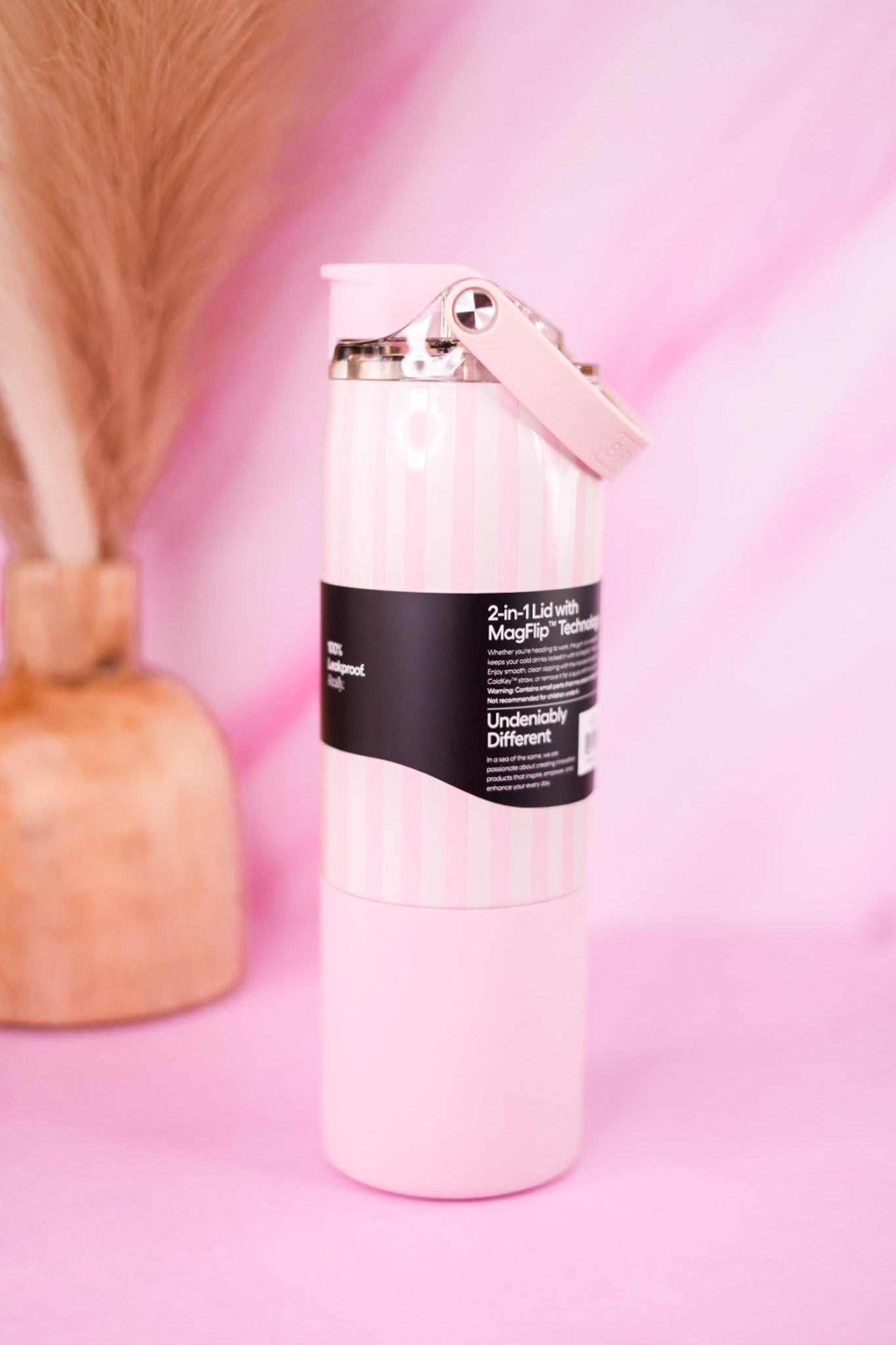 Brumate Strawberries & Cream 25oz Rise Tumbler
