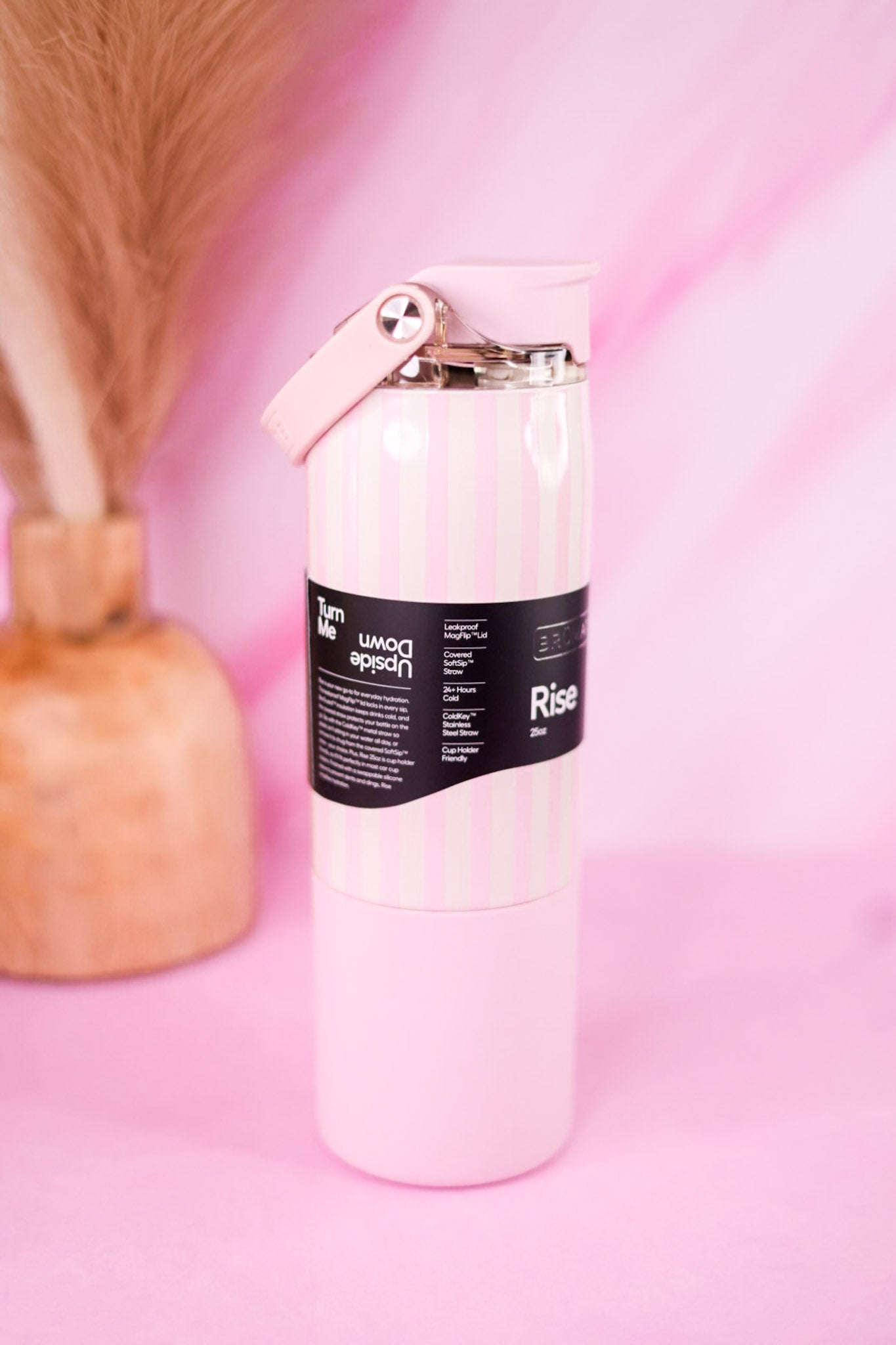 Brumate Strawberries & Cream 25oz Rise Tumbler