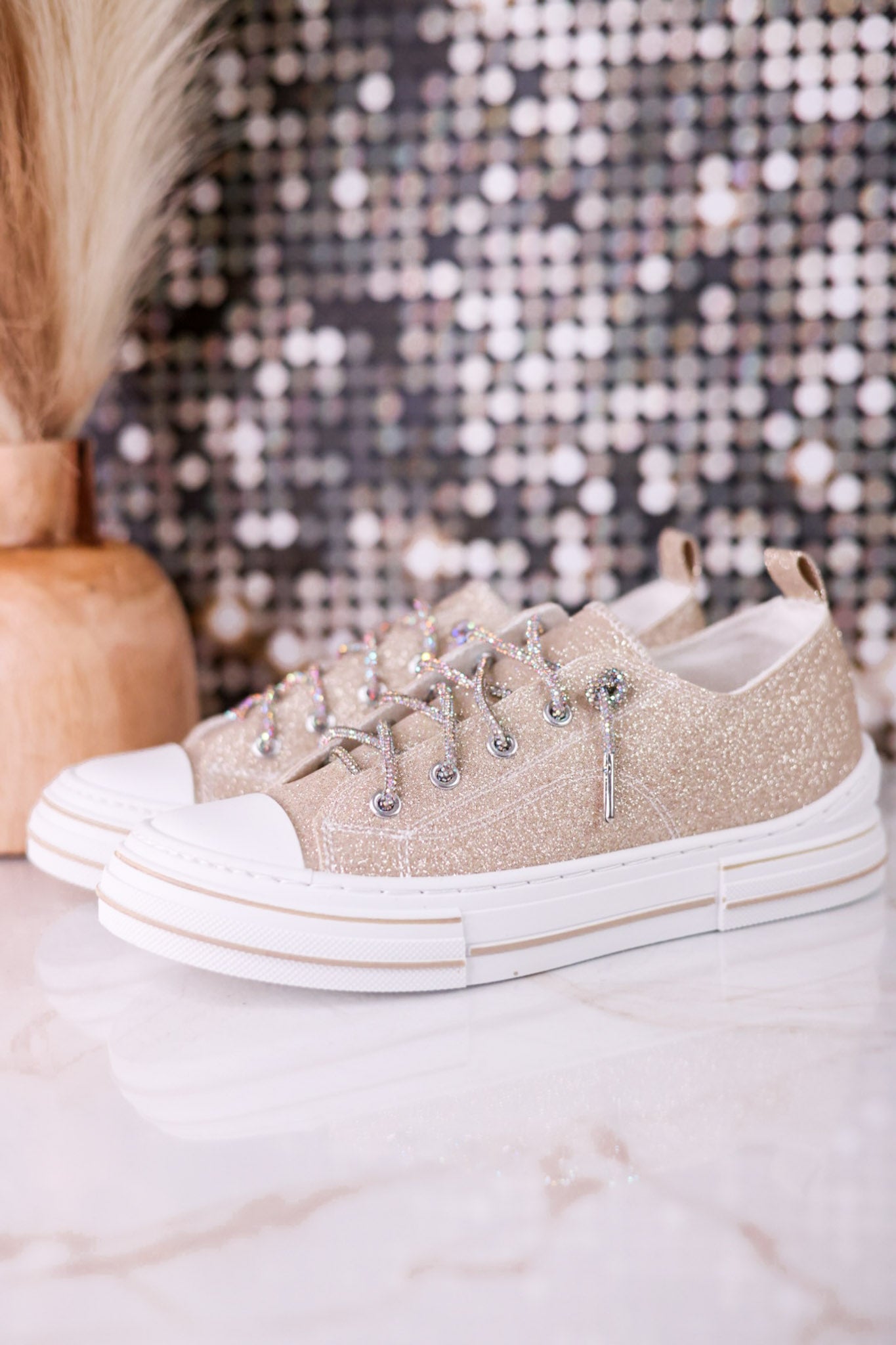 Aman 2 Gold Glitter Sneakers