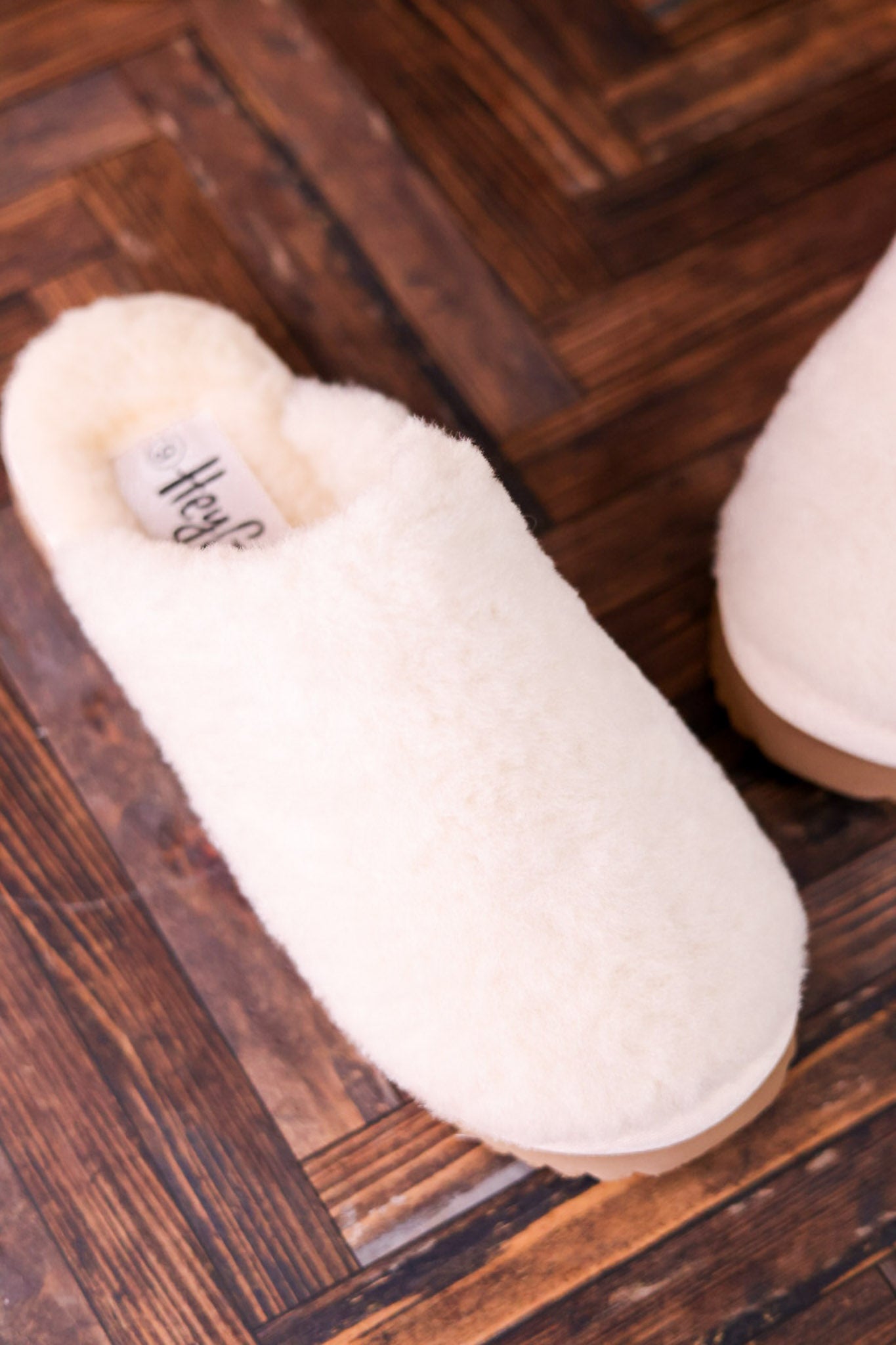 Cream "Comfy" Fuzzy Slippers