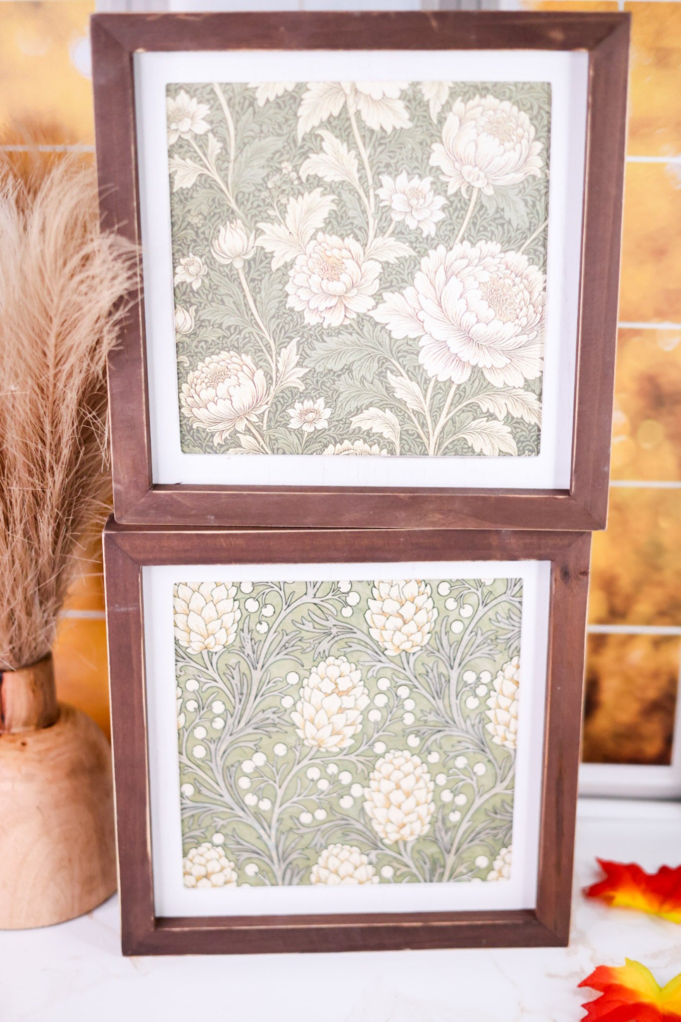 10.5" Reversible Floral/Botanical Sign With Espresso Wood Frame