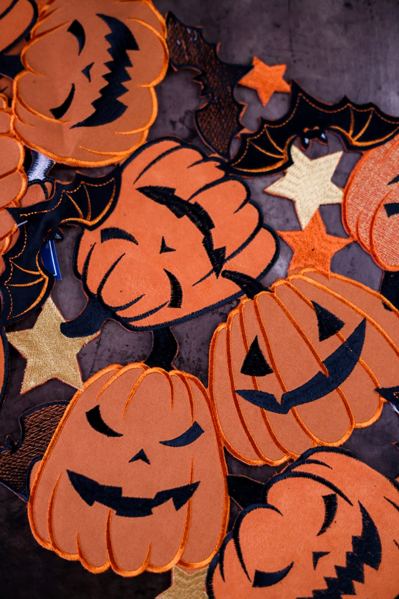 Jack-O-Lantern & Bat Table Runner