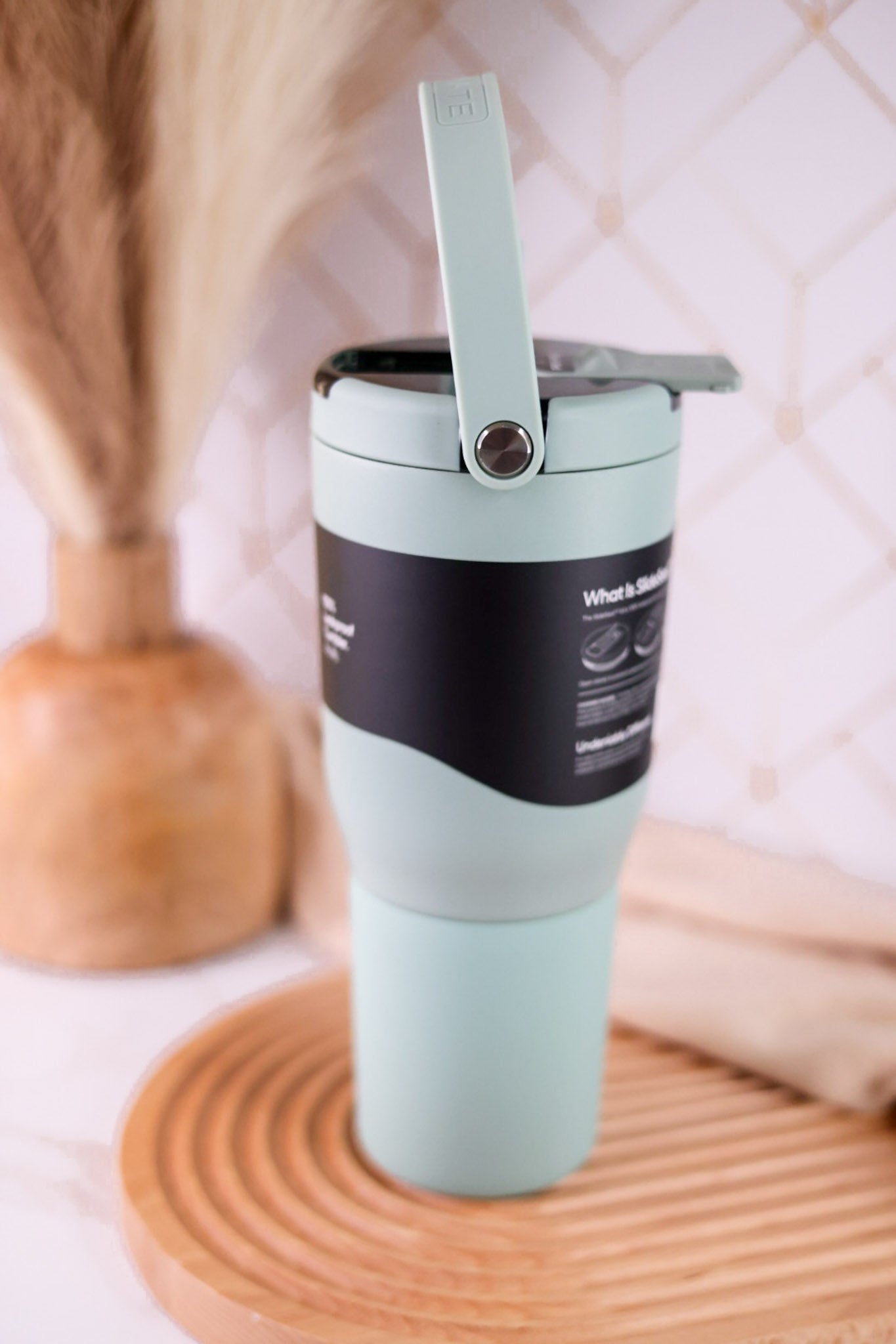 Brumate Sage 35oz Resa Flip Tumbler
