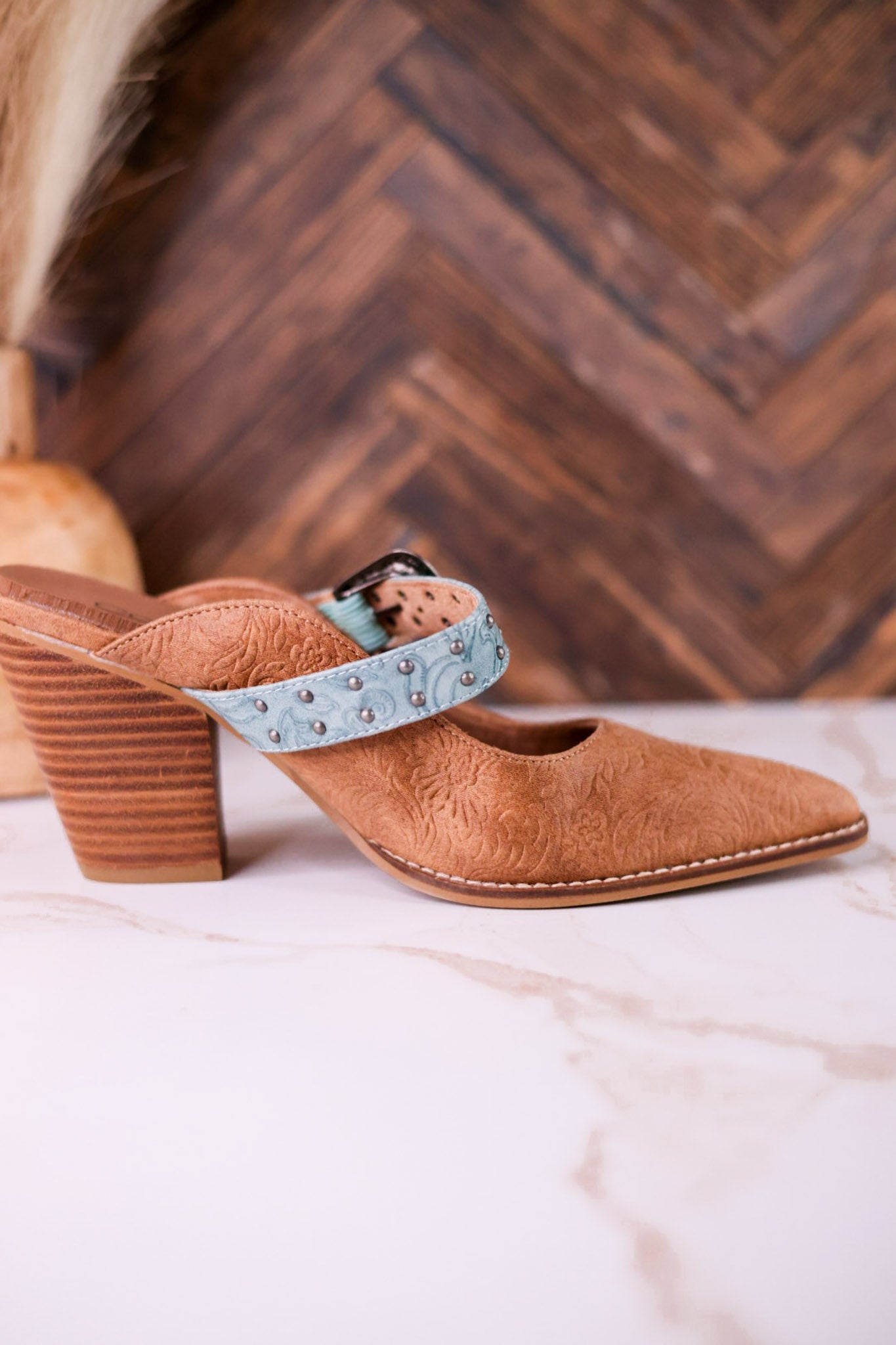 For The Girls Camel Mules With Heel In Camel Brown
