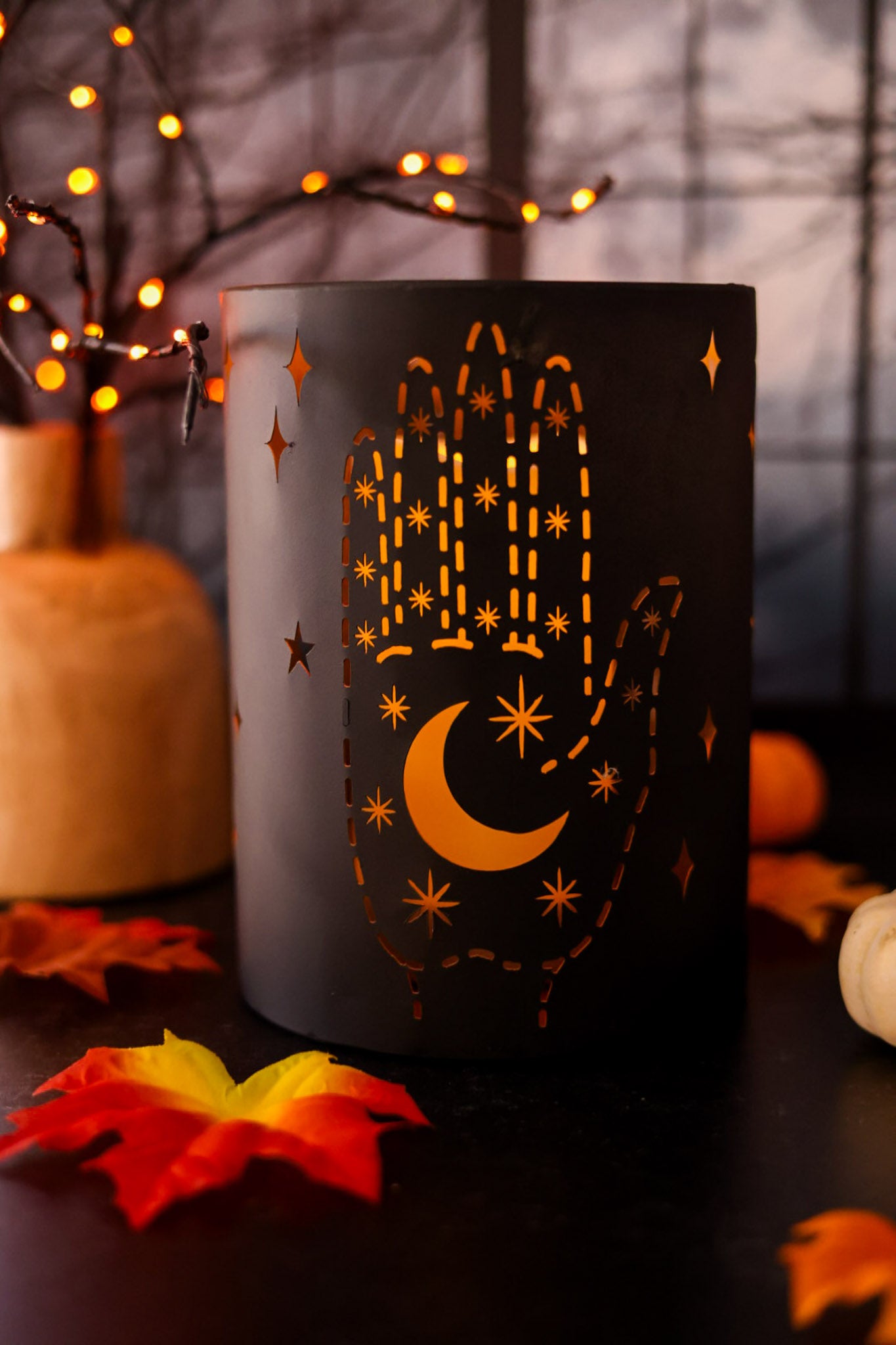 Metal Tarot Hand Silhouette Bucket