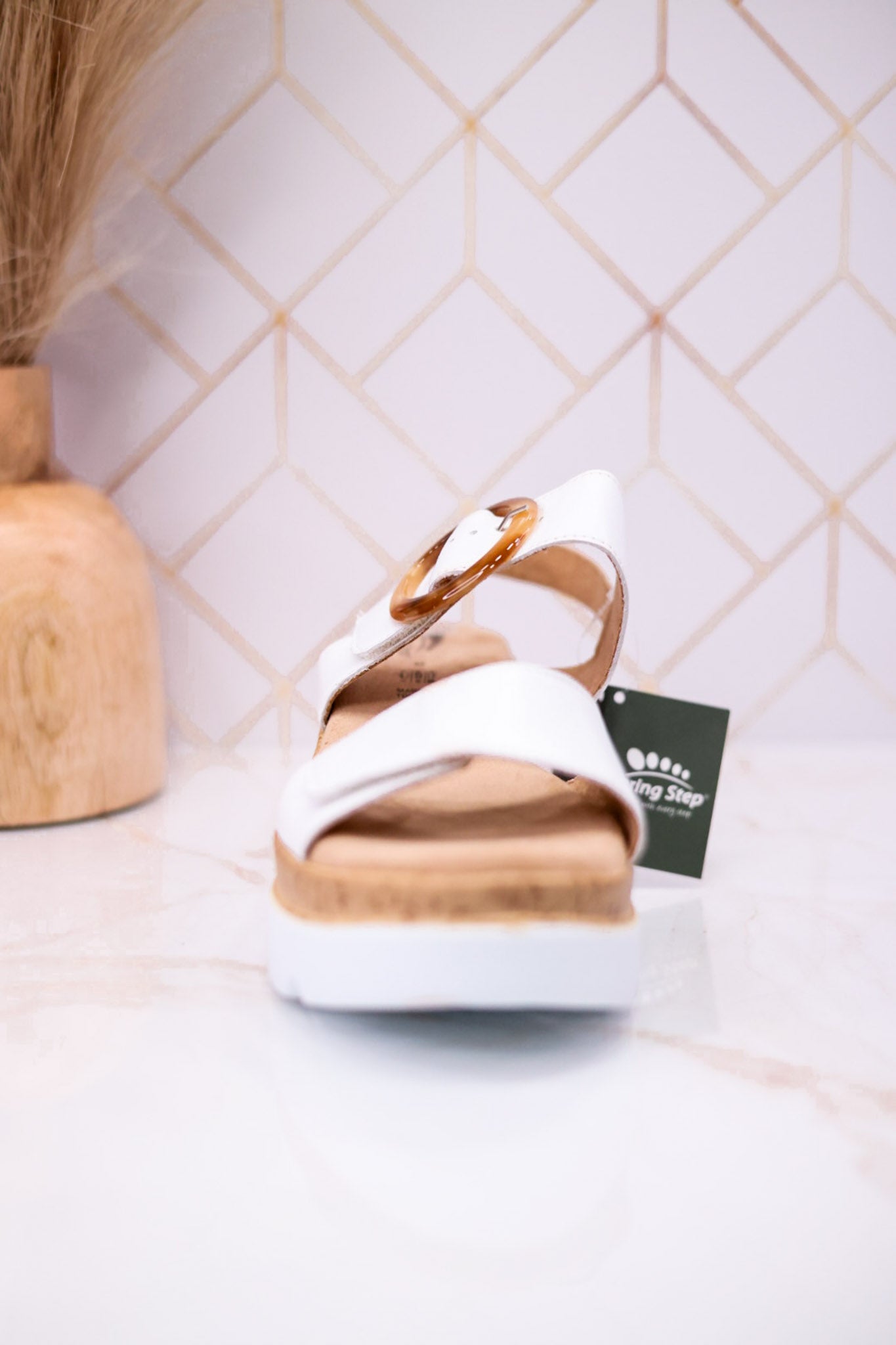 Platform Memory Foam Sandals W/ A Sleek Buckle Ring Detail