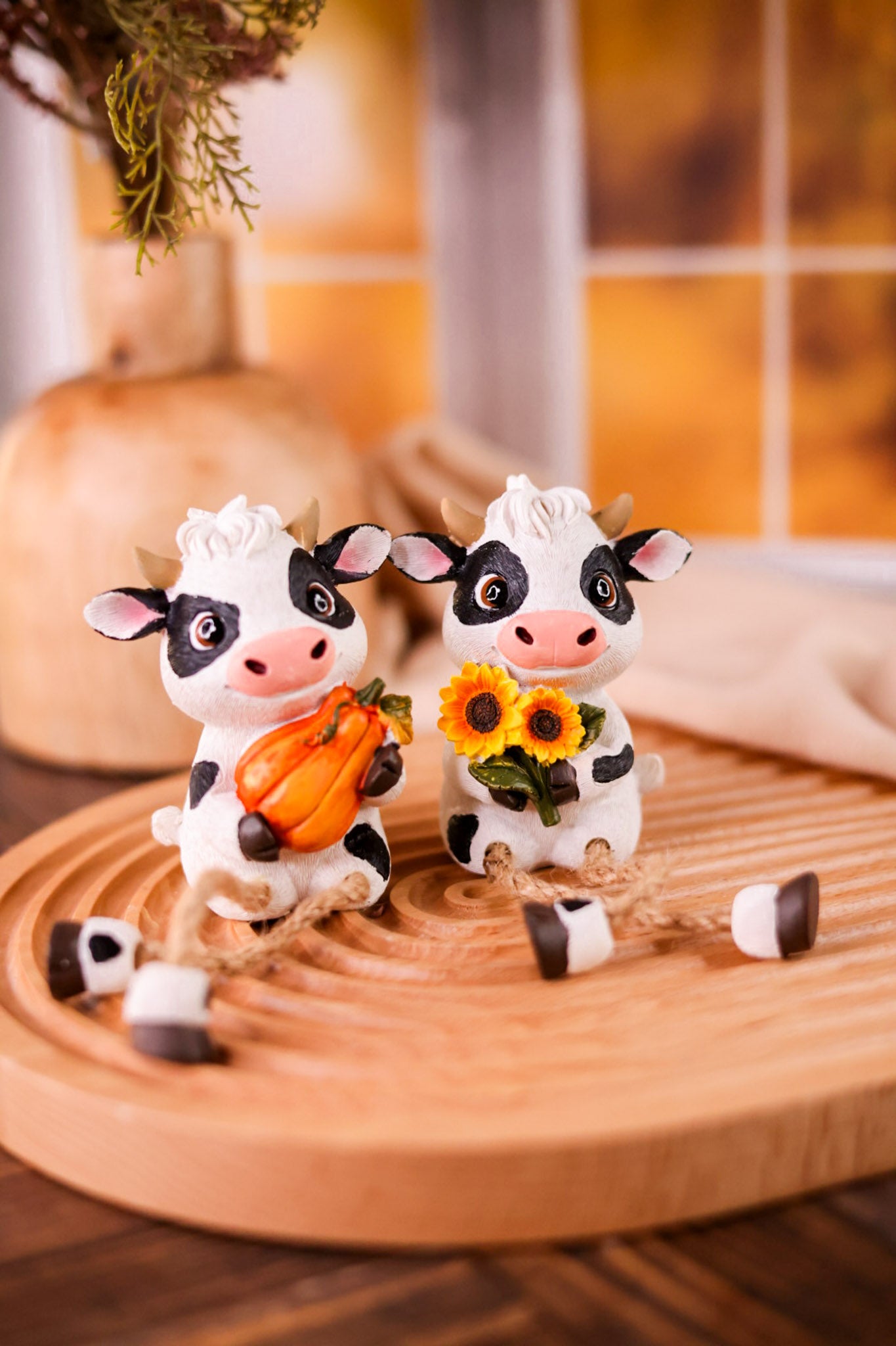 Harvest Dairy Calf Dangle Leg Resin Sitters (Two Styles)