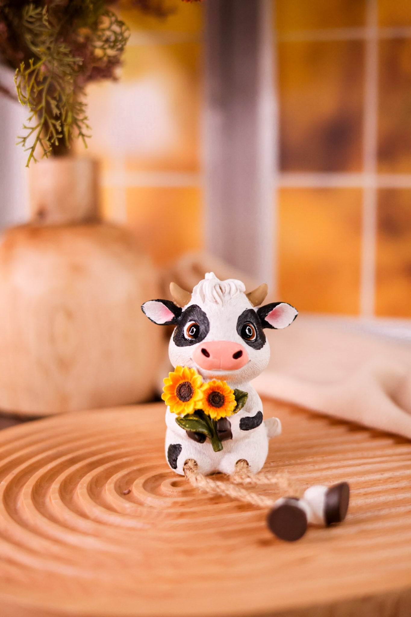 Harvest Dairy Calf Dangle Leg Resin Sitters (Two Styles)
