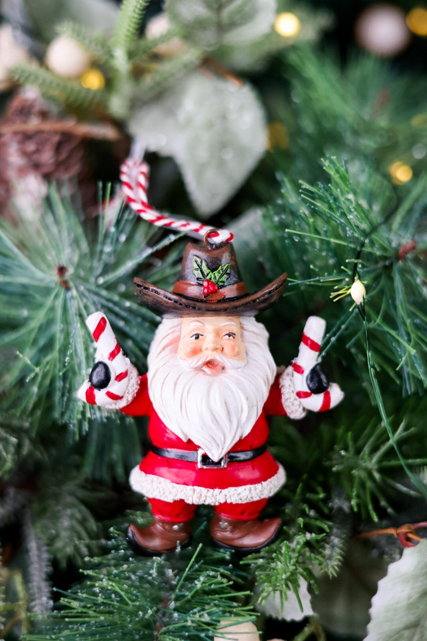 Western Christmas Santa & Frosty Resin Ornaments (2 Styles)