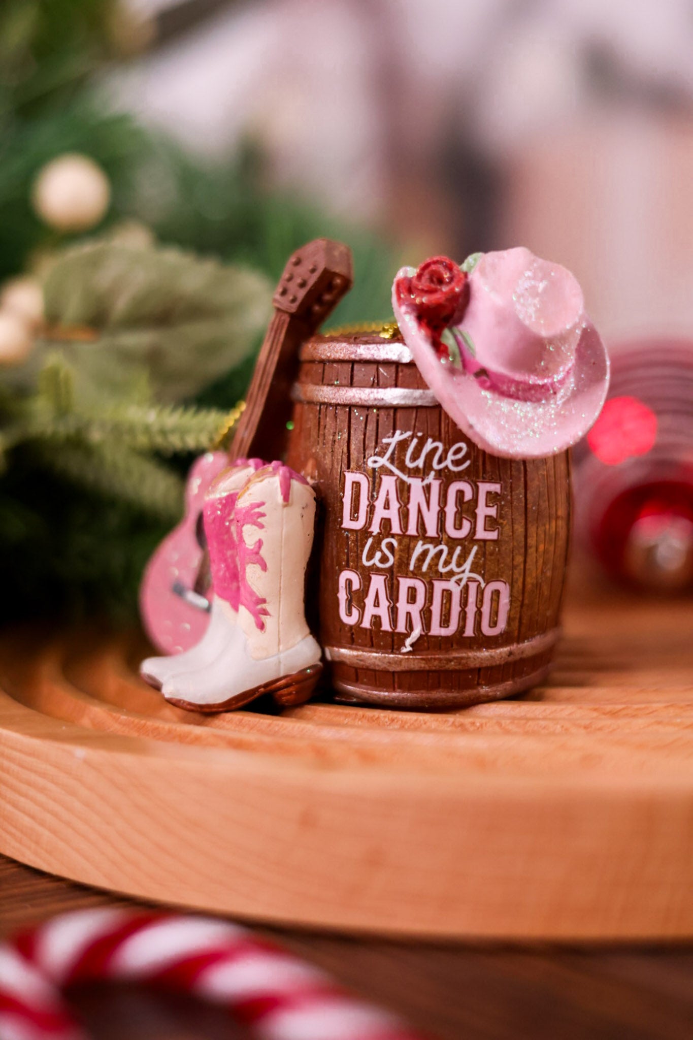 Resin Boot Scooting Ornaments (Two Styles)