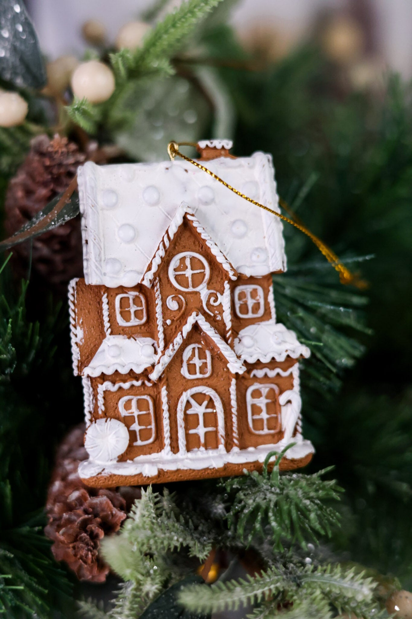 Resin Gingerbread House Ornaments (3 Styles)