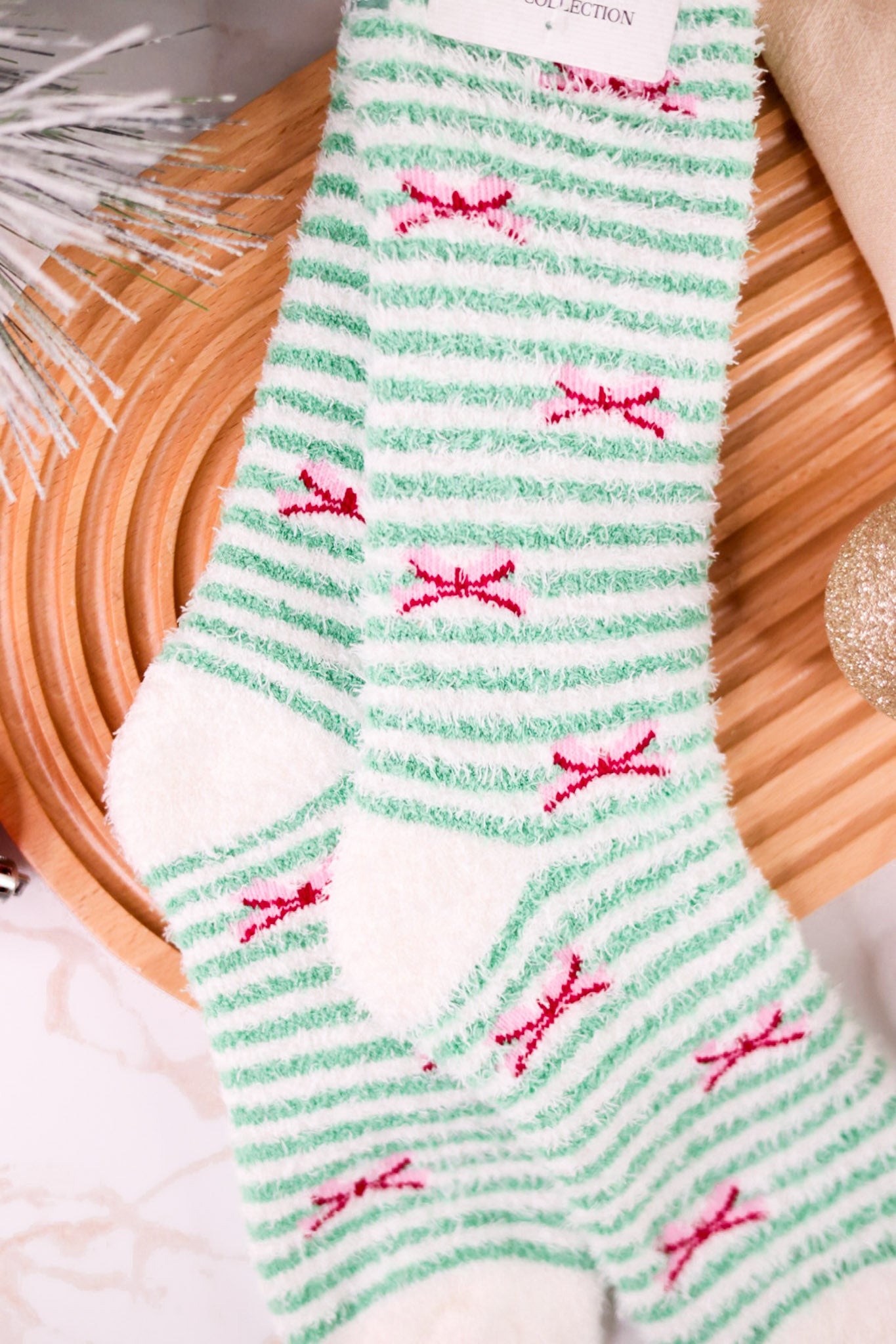 Holiday Bow Print Fuzzy Crew Socks