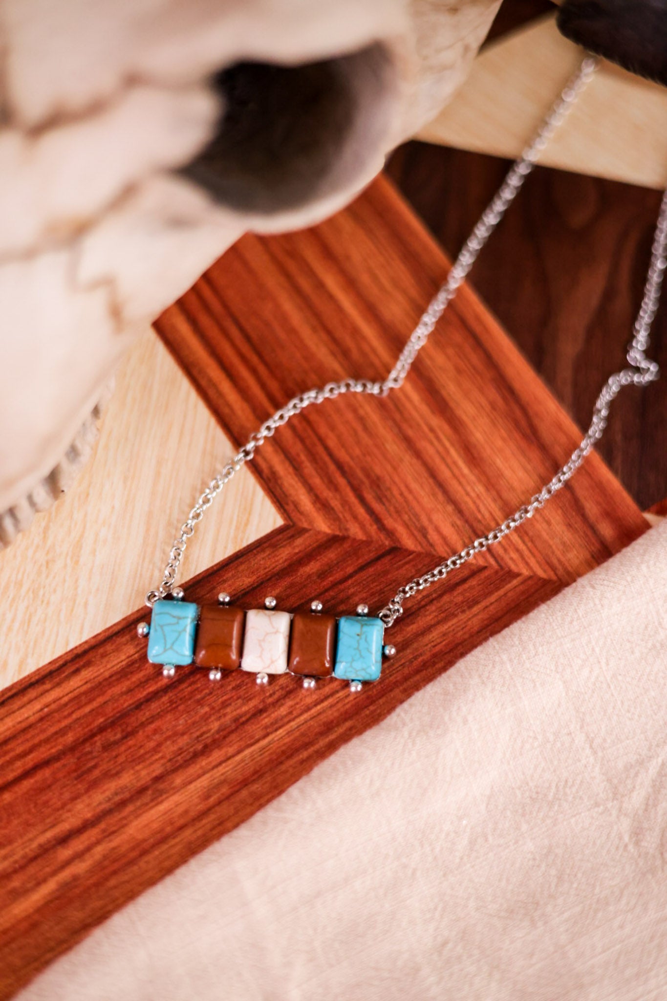 Western Stone Bar Pendant Chain Necklace