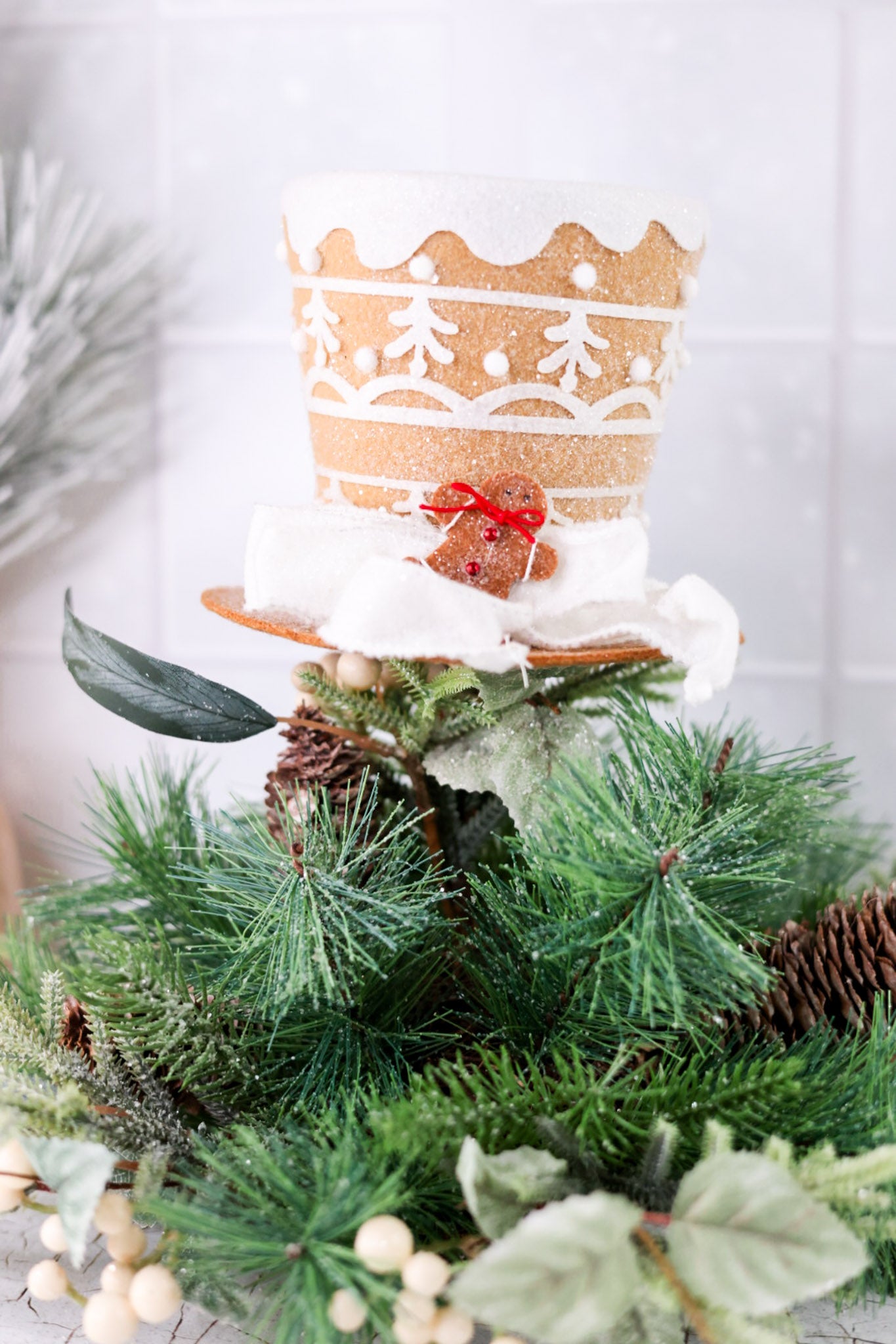 6.25" Gingerbread Top Hat Tree Topper