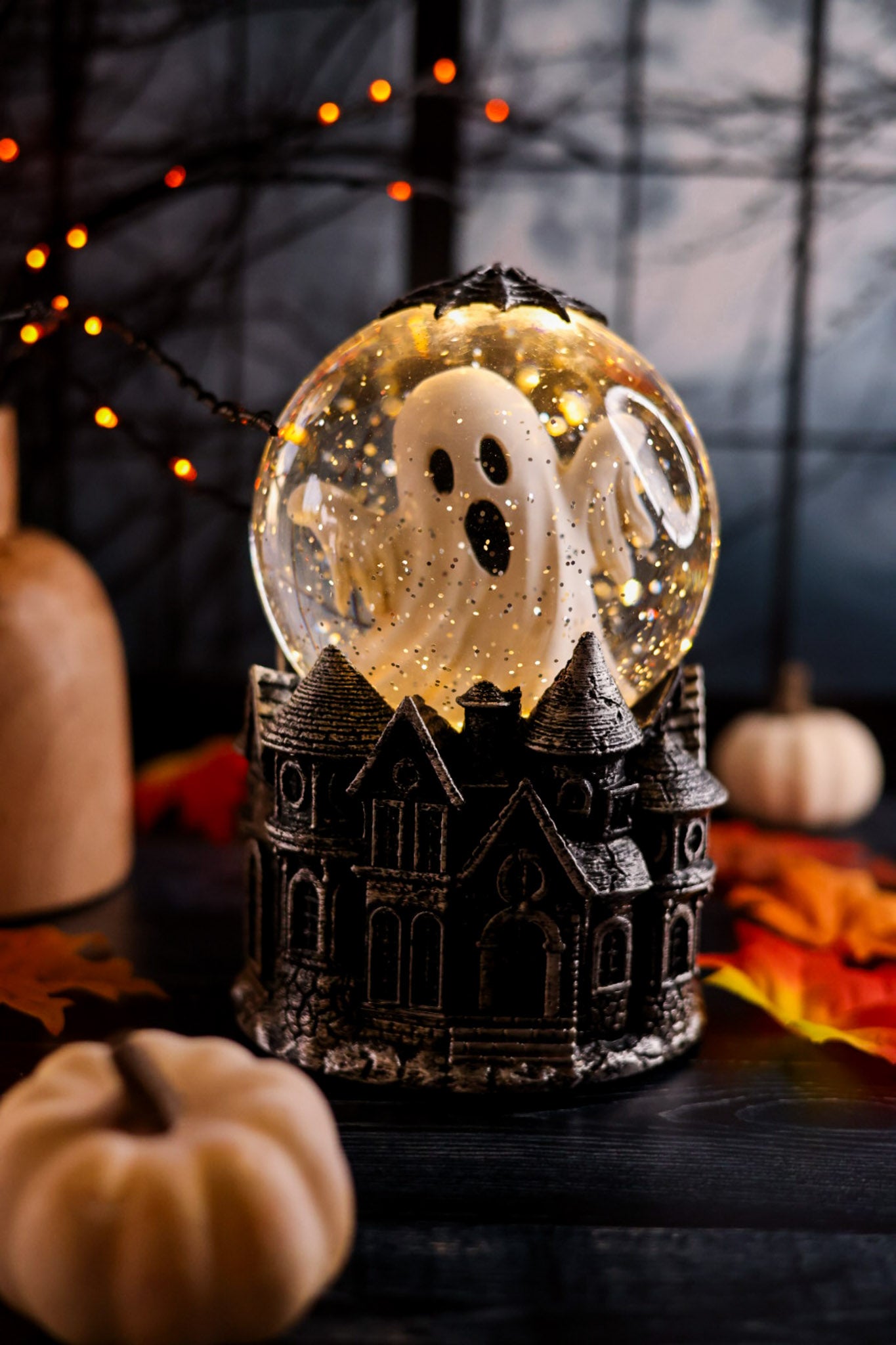 Haunted House With LED Glitter Snowglobe