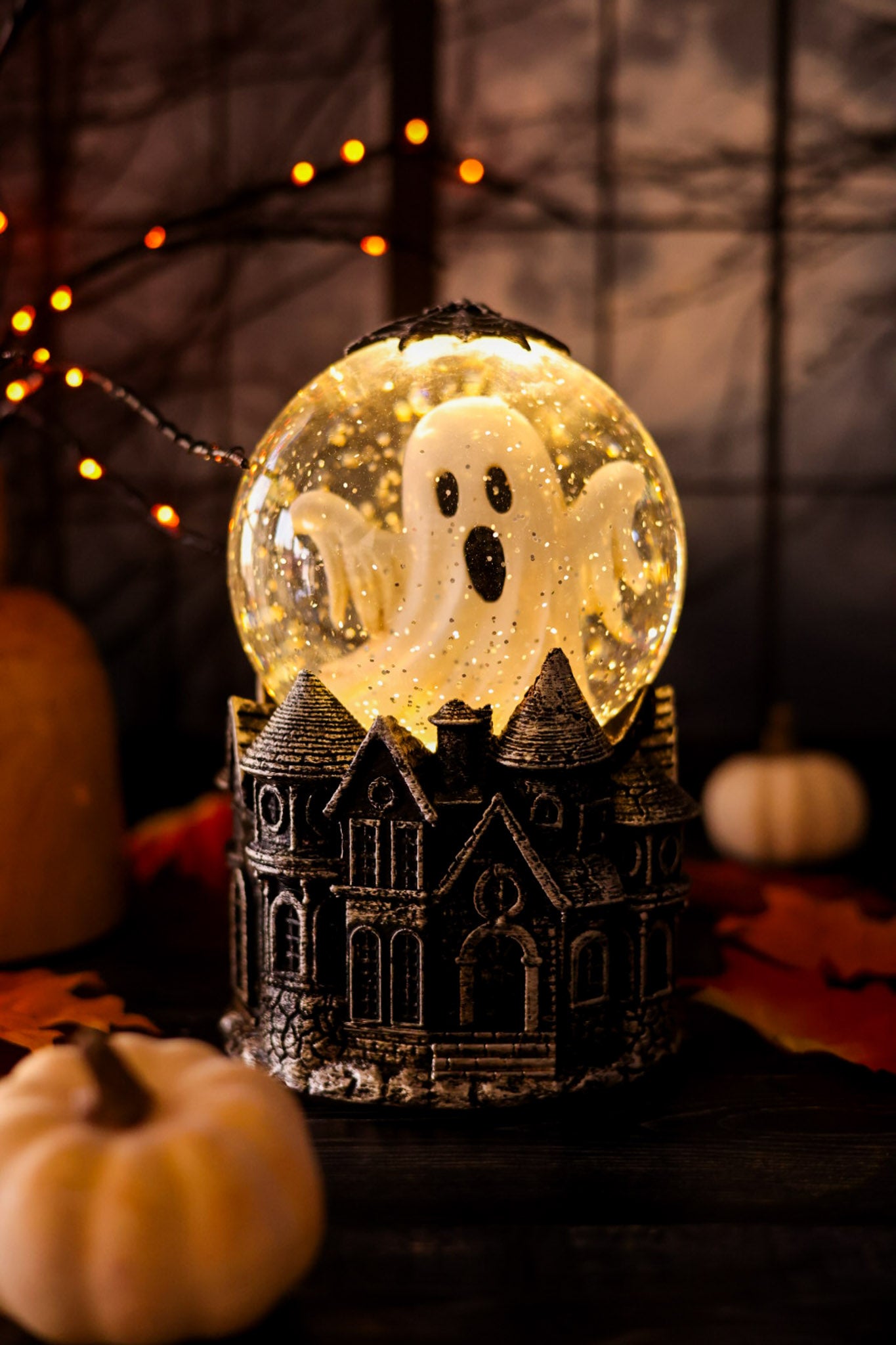 Haunted House With LED Glitter Snowglobe