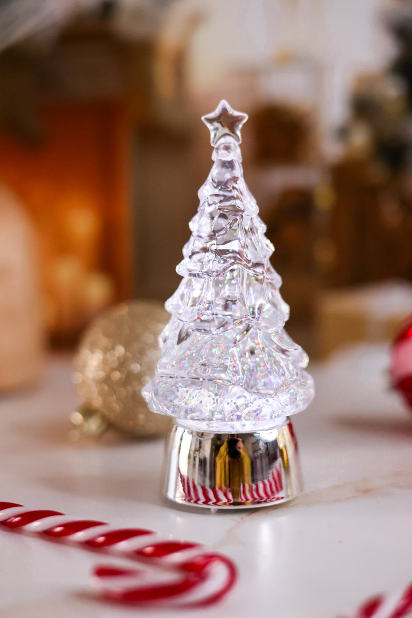5" Light Up Swirling Glitter Christmas Tree (2 Colors)