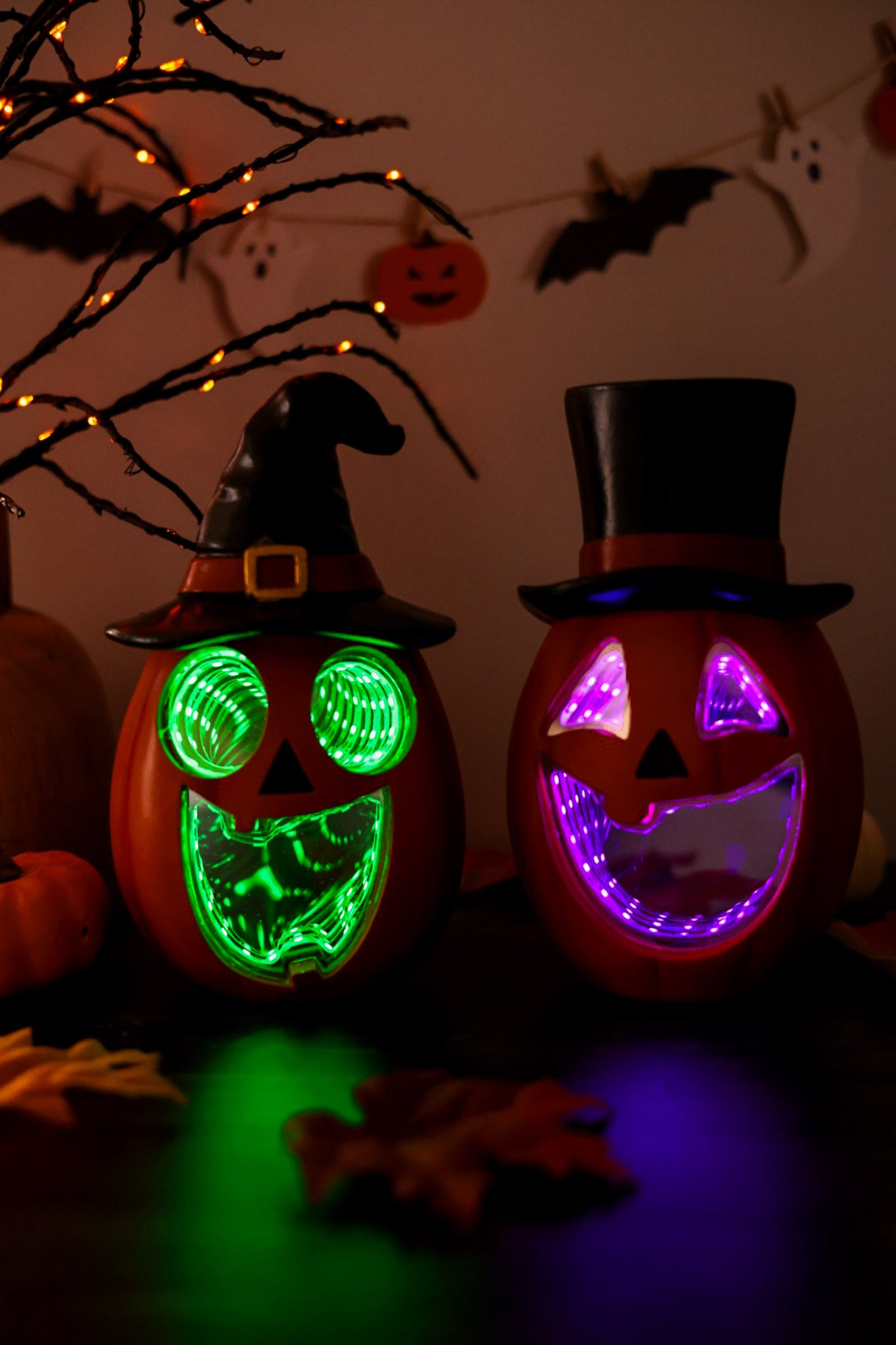 Resin Jack-O-Lantern With Infinity Mirror Light (2 Styles)
