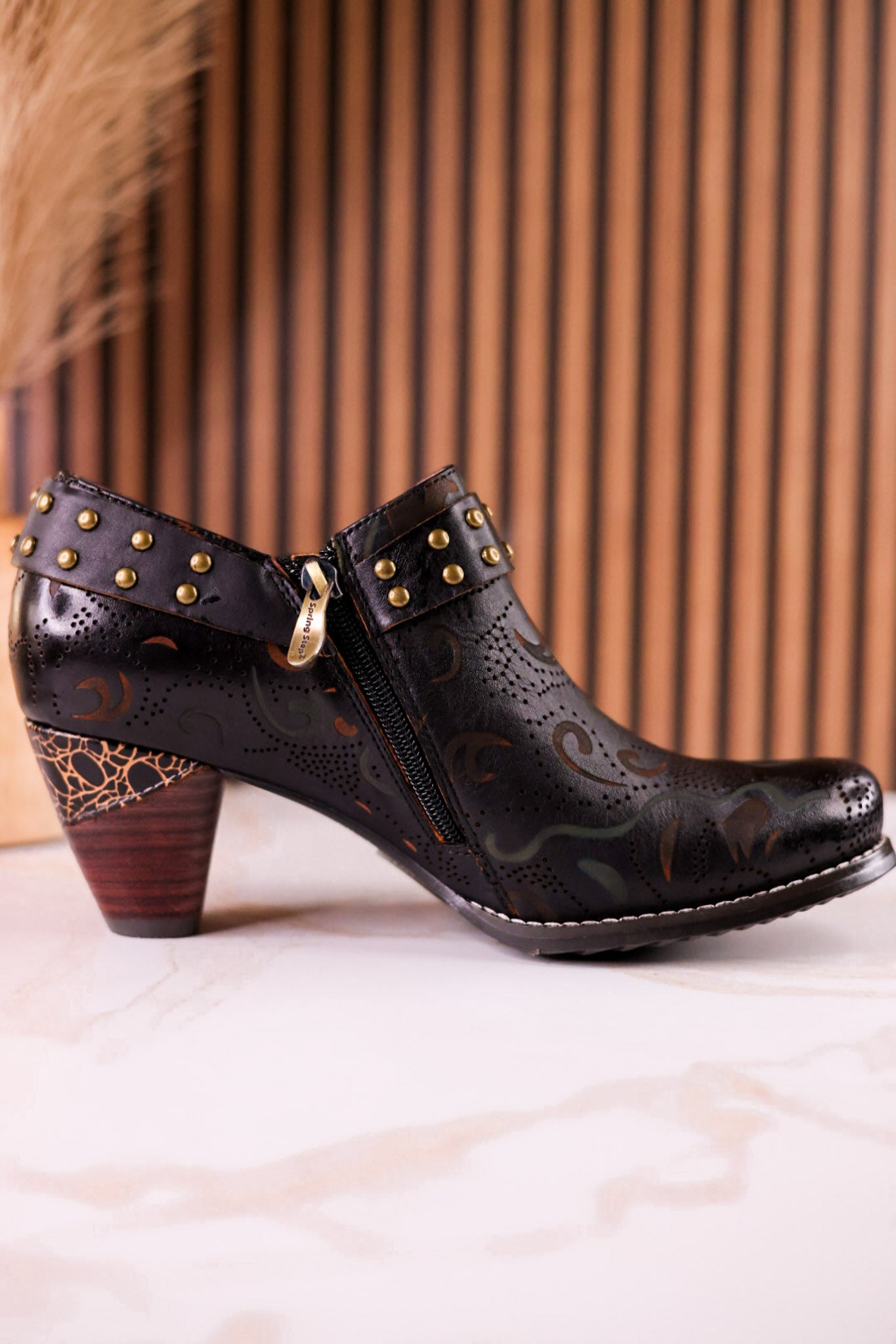 Western Inspired "Kacielou" Black leather Shoes