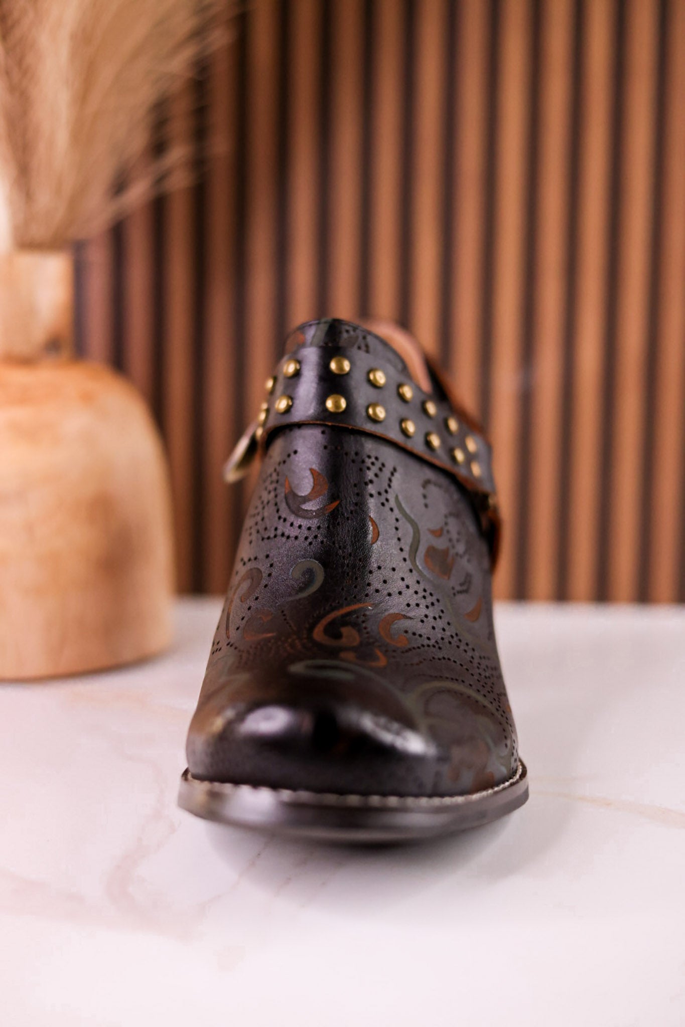 Western Inspired "Kacielou" Black leather Shoes