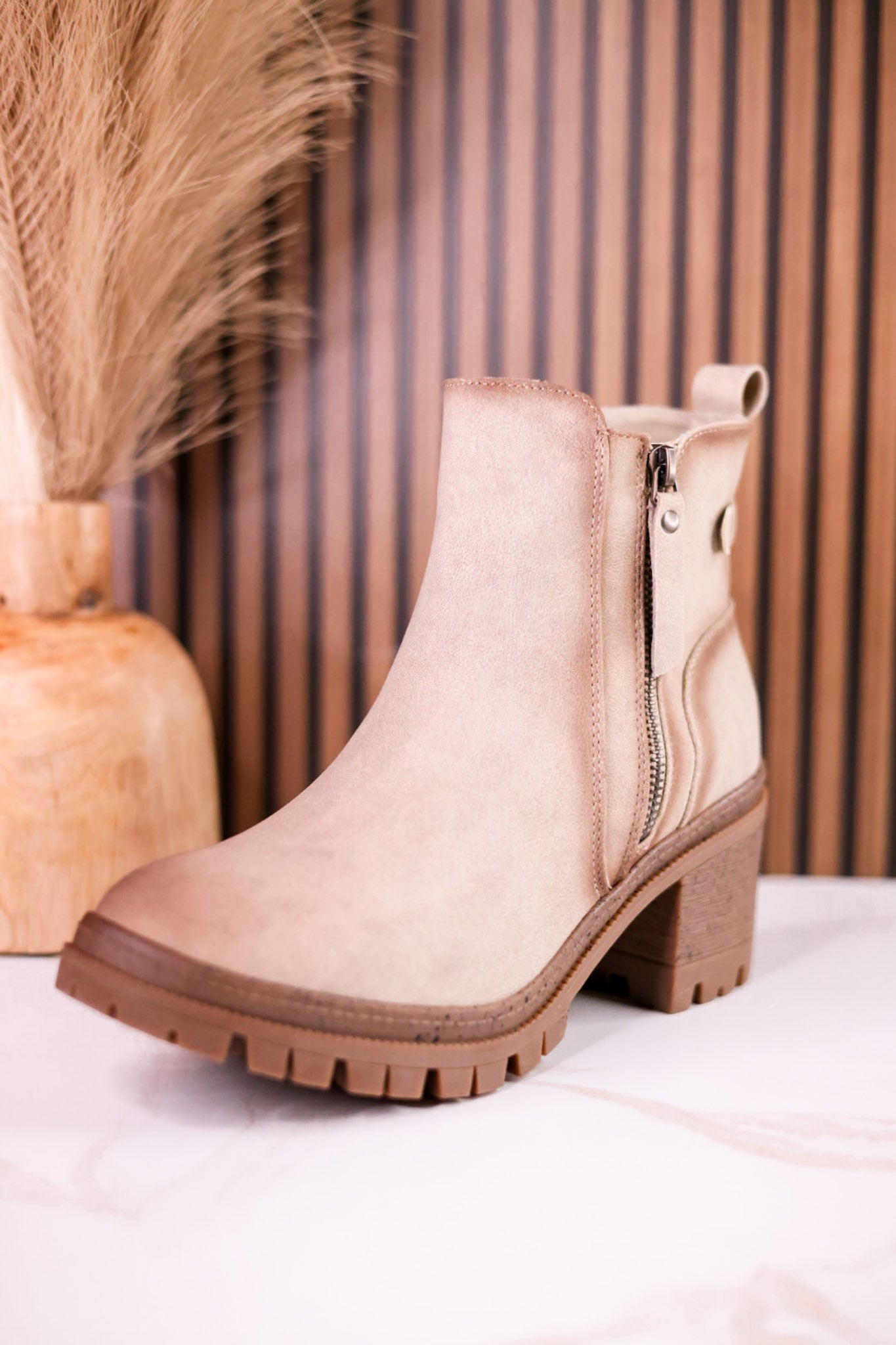 Beige Ankle Boots With Speckled Chunky Soles