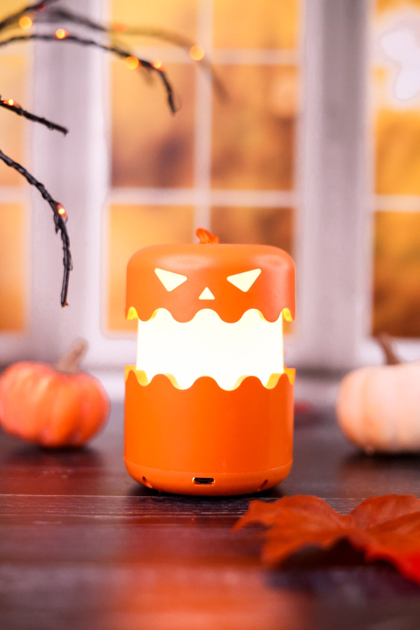 Color & Mood Changing Pop Up Jack-O-Lantern