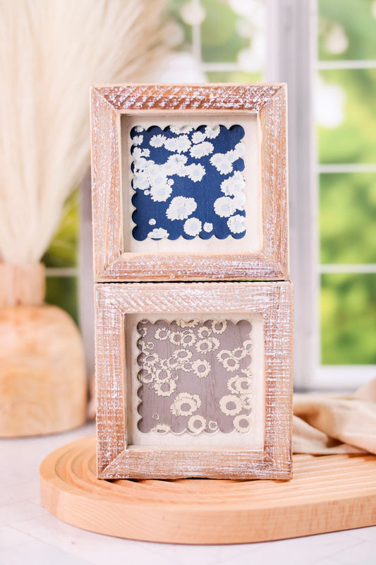 Wood Framed Navy/Grey Daisies Sign with Scalloped Edges