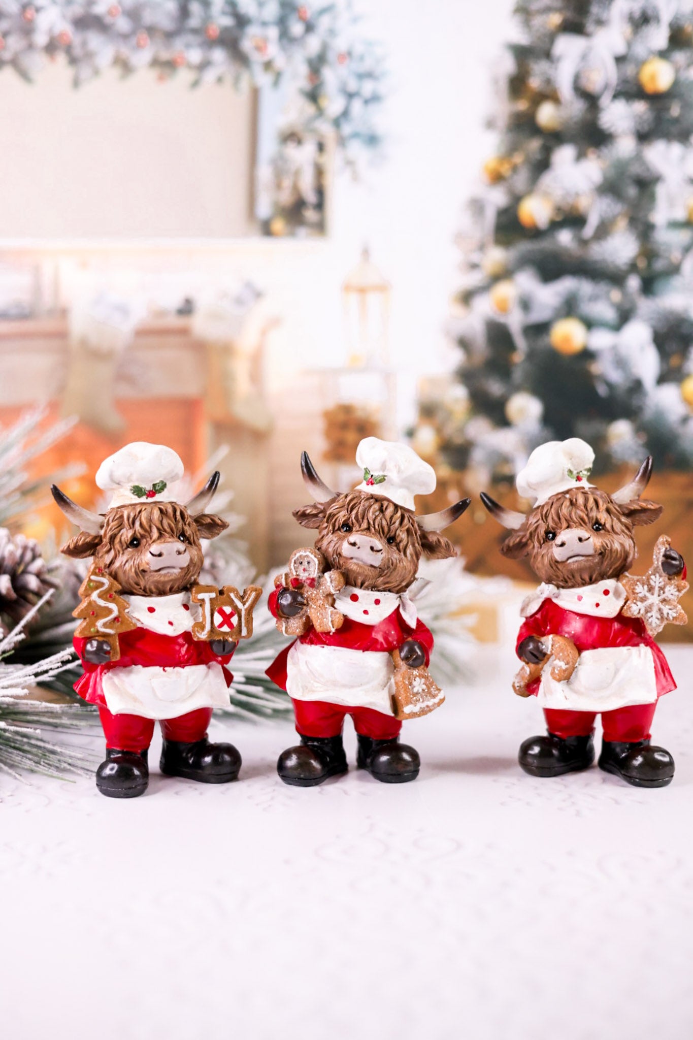Resin Holiday Highland Cow Chef Figures (Three Styles)