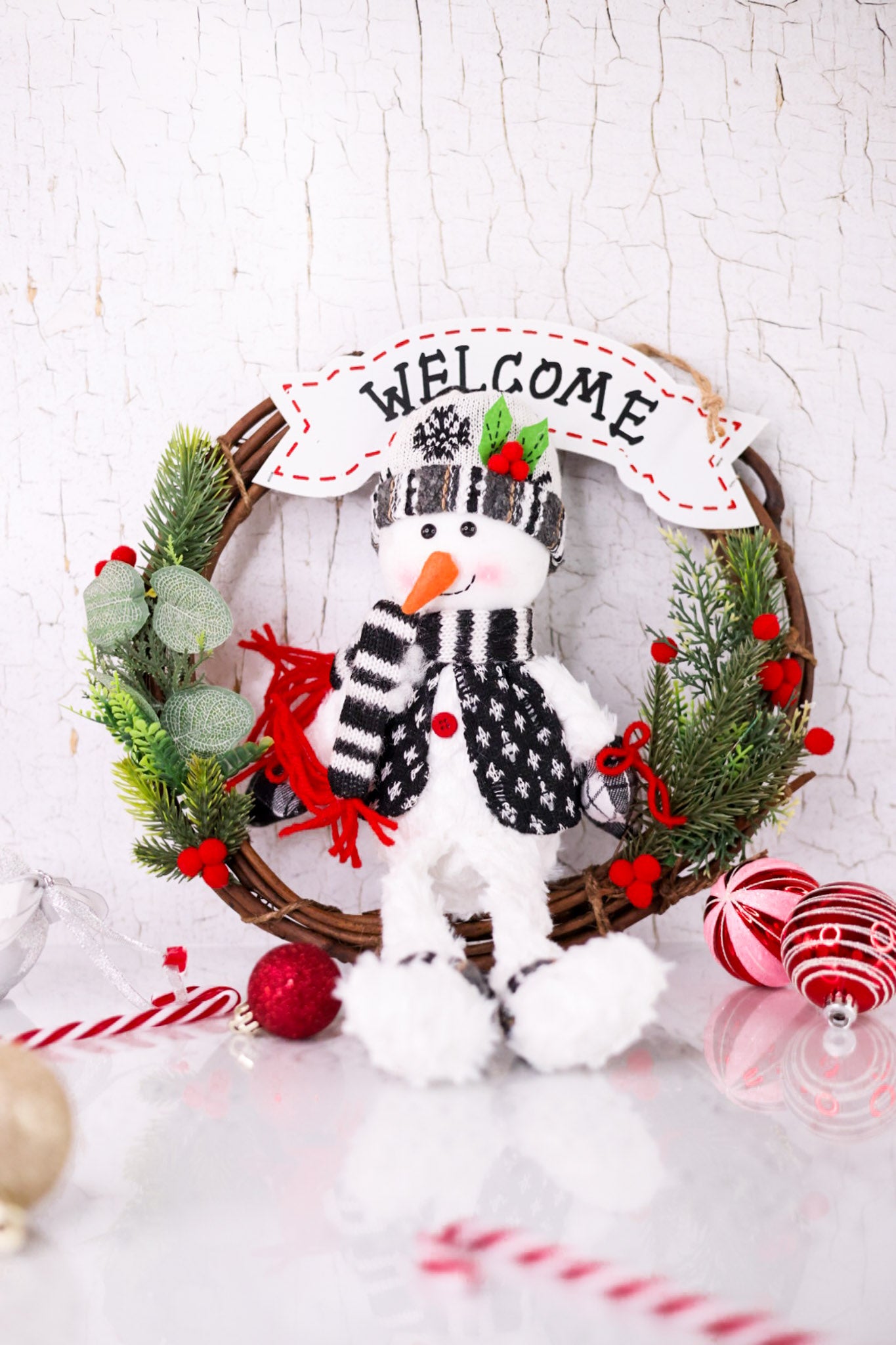 Snowflake Wishes Christmas Snowman Welcome Wreath (2 Styles)