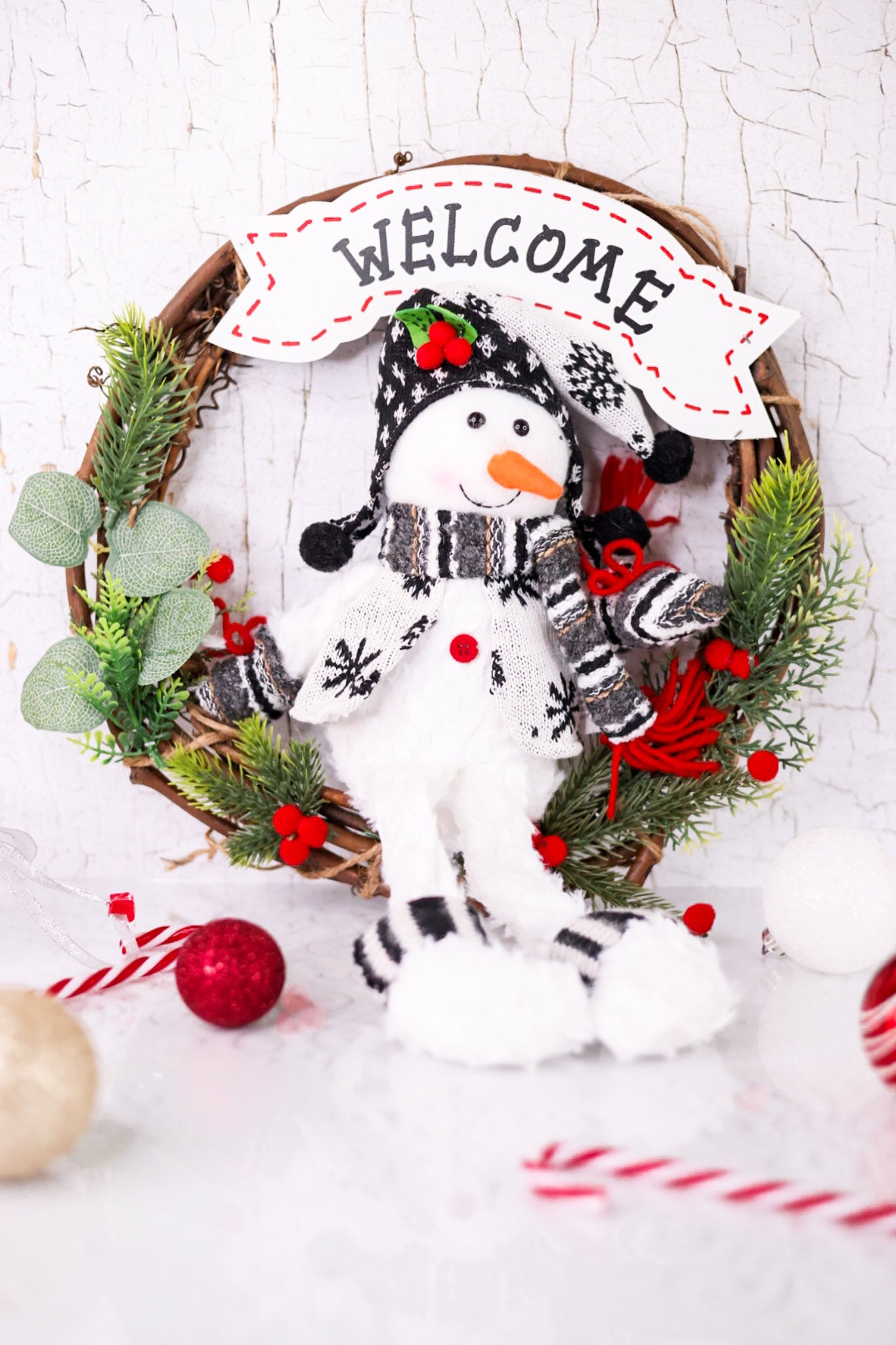 Snowflake Wishes Christmas Snowman Welcome Wreath (2 Styles)
