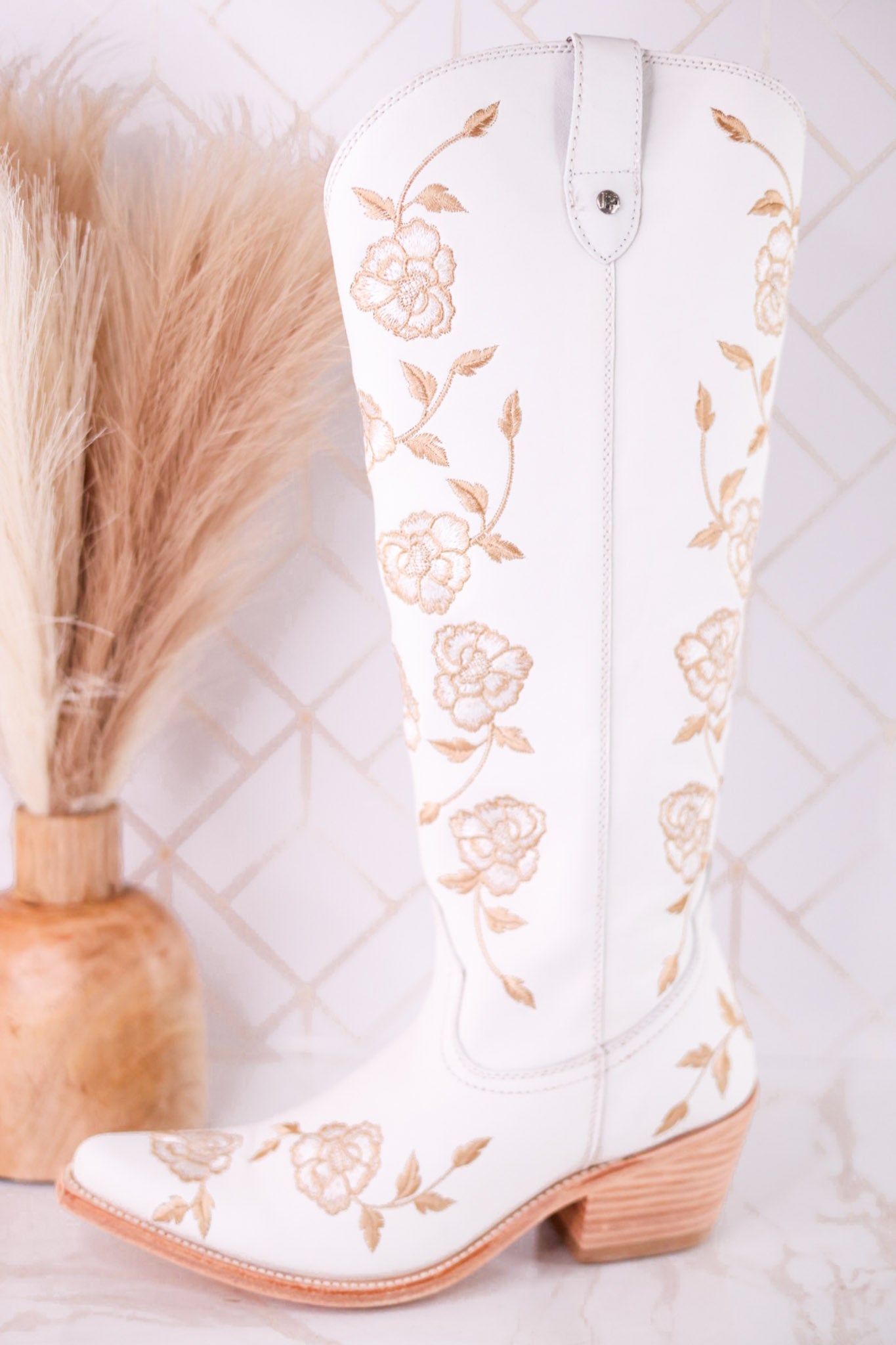 Claudina Boots In Blanco Missouri Leather