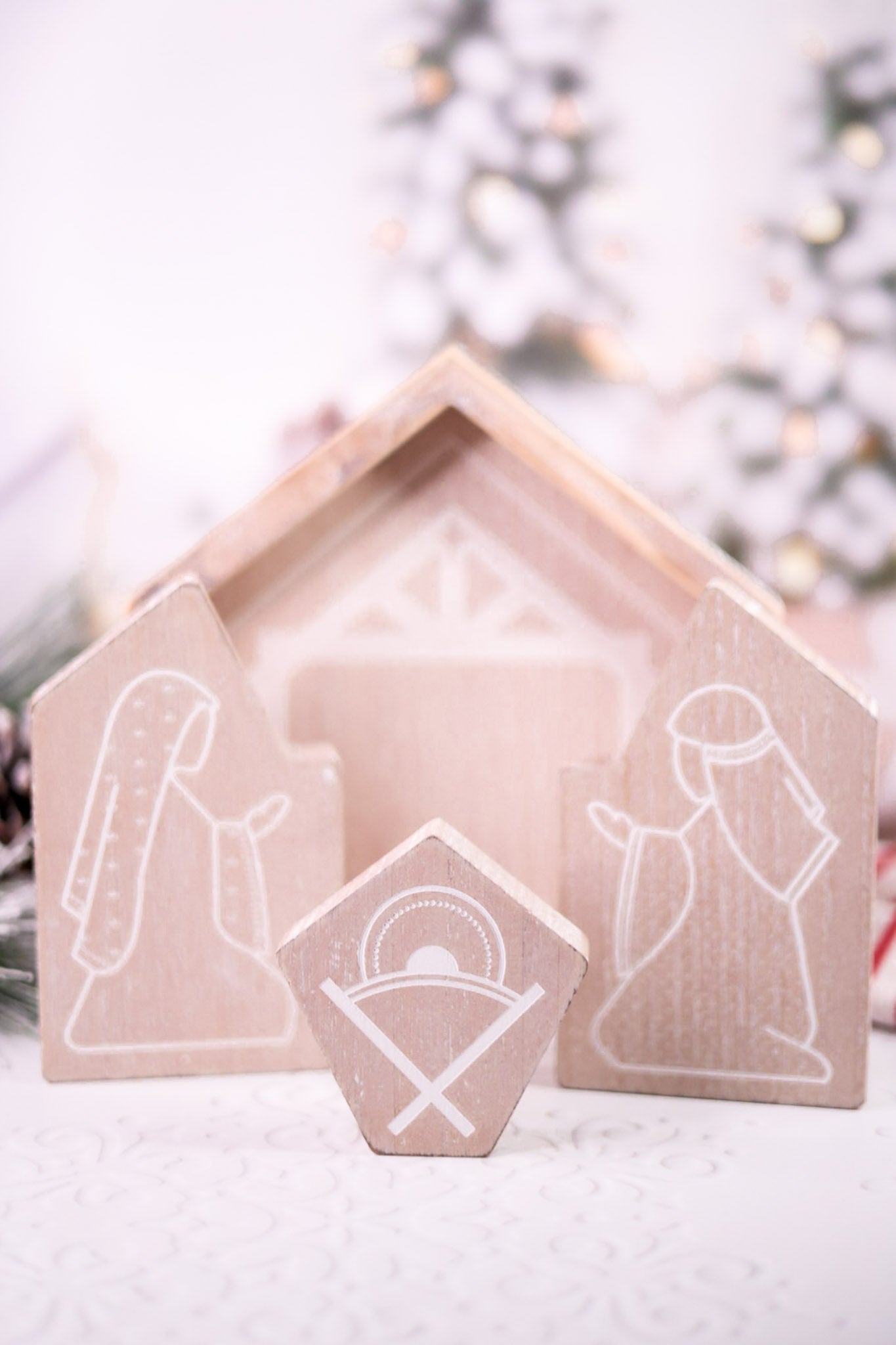Wooden Nativity Puzzle Sitter