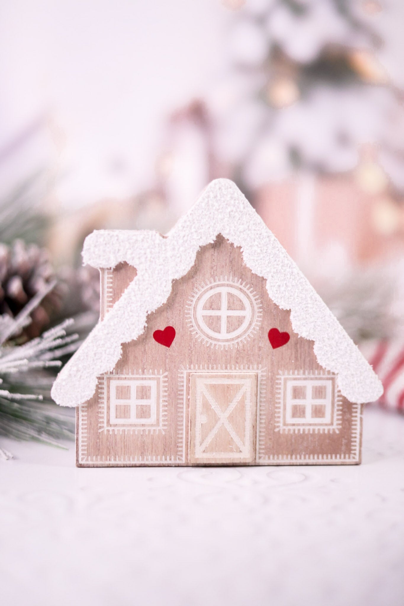 6" Snowy Cabin Chunky Wooden Sitter