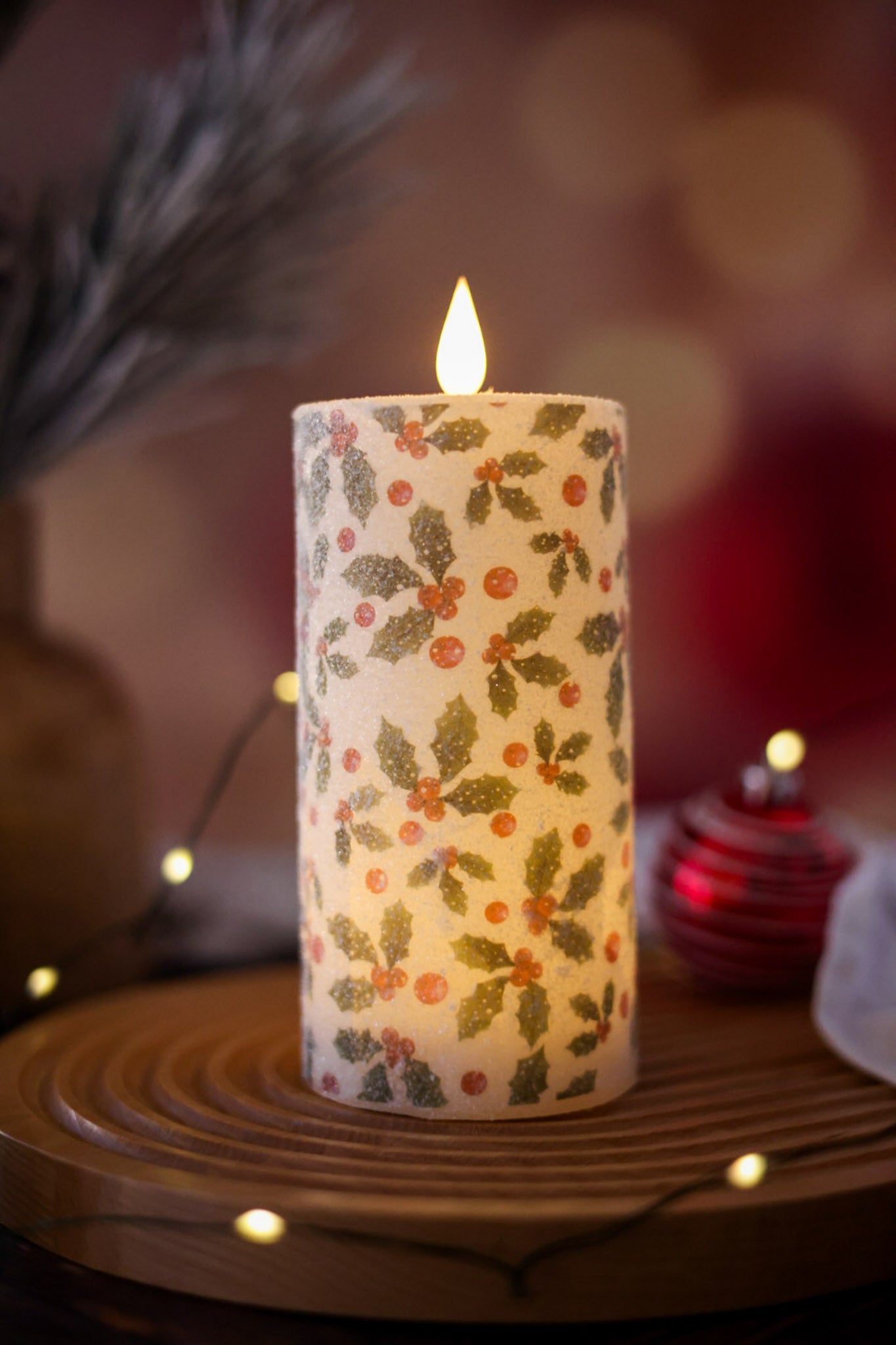 6" Holly LED Pillar