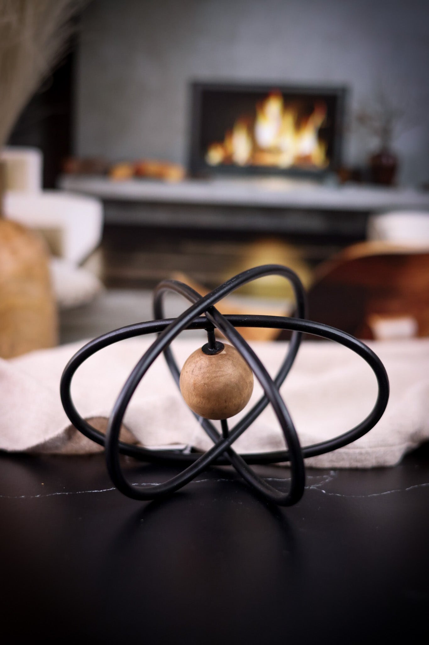 Atomic Metal Shape Tabletop Decor (2 Sizes)