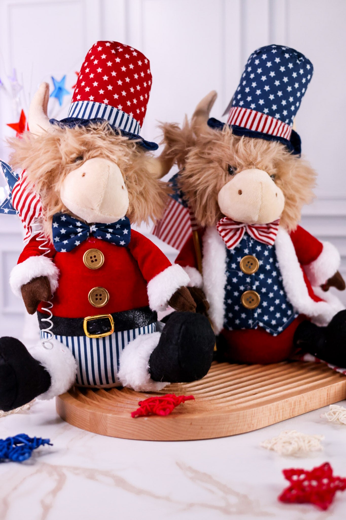 12" Plush Americana Highland Cow (2 Styles)