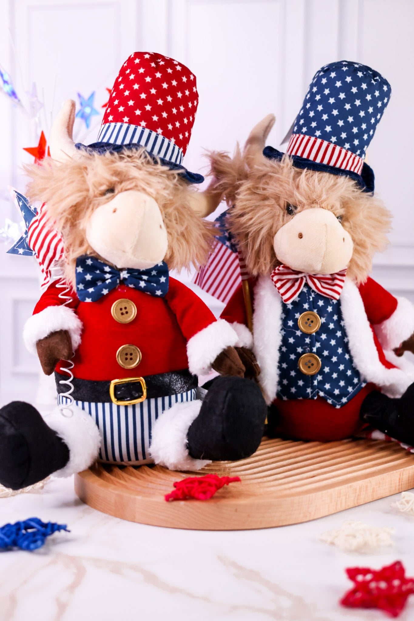 12" Plush Americana Highland Cow (2 Styles)