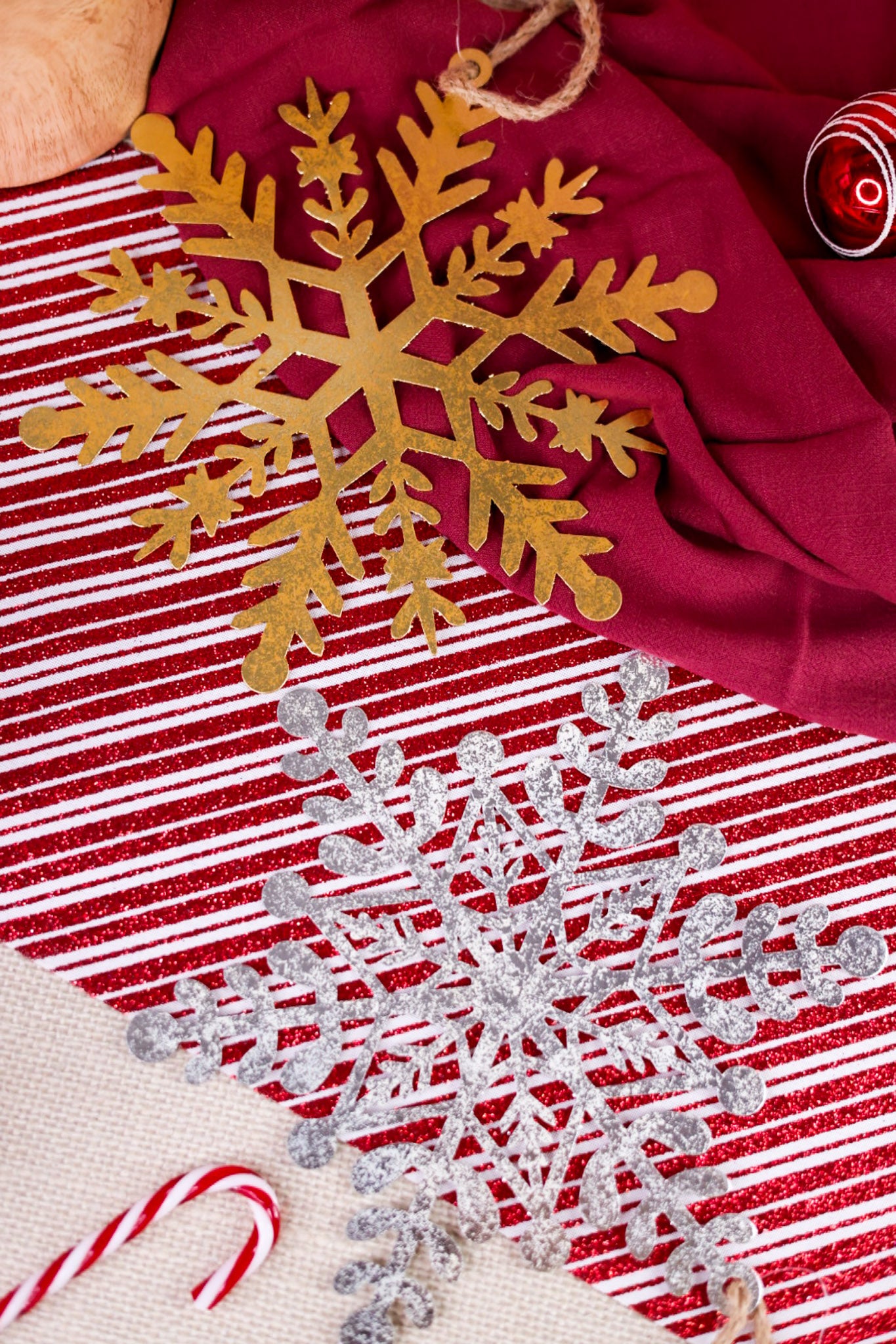 Metallic Snowflake Ornaments (2 Colors)