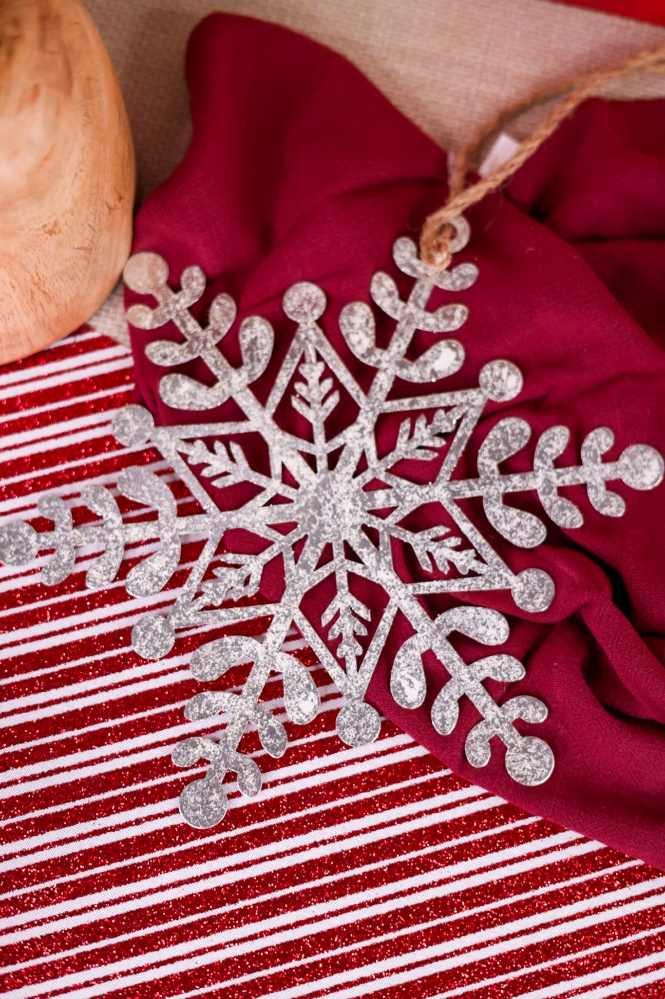 Metallic Snowflake Ornaments (2 Colors)