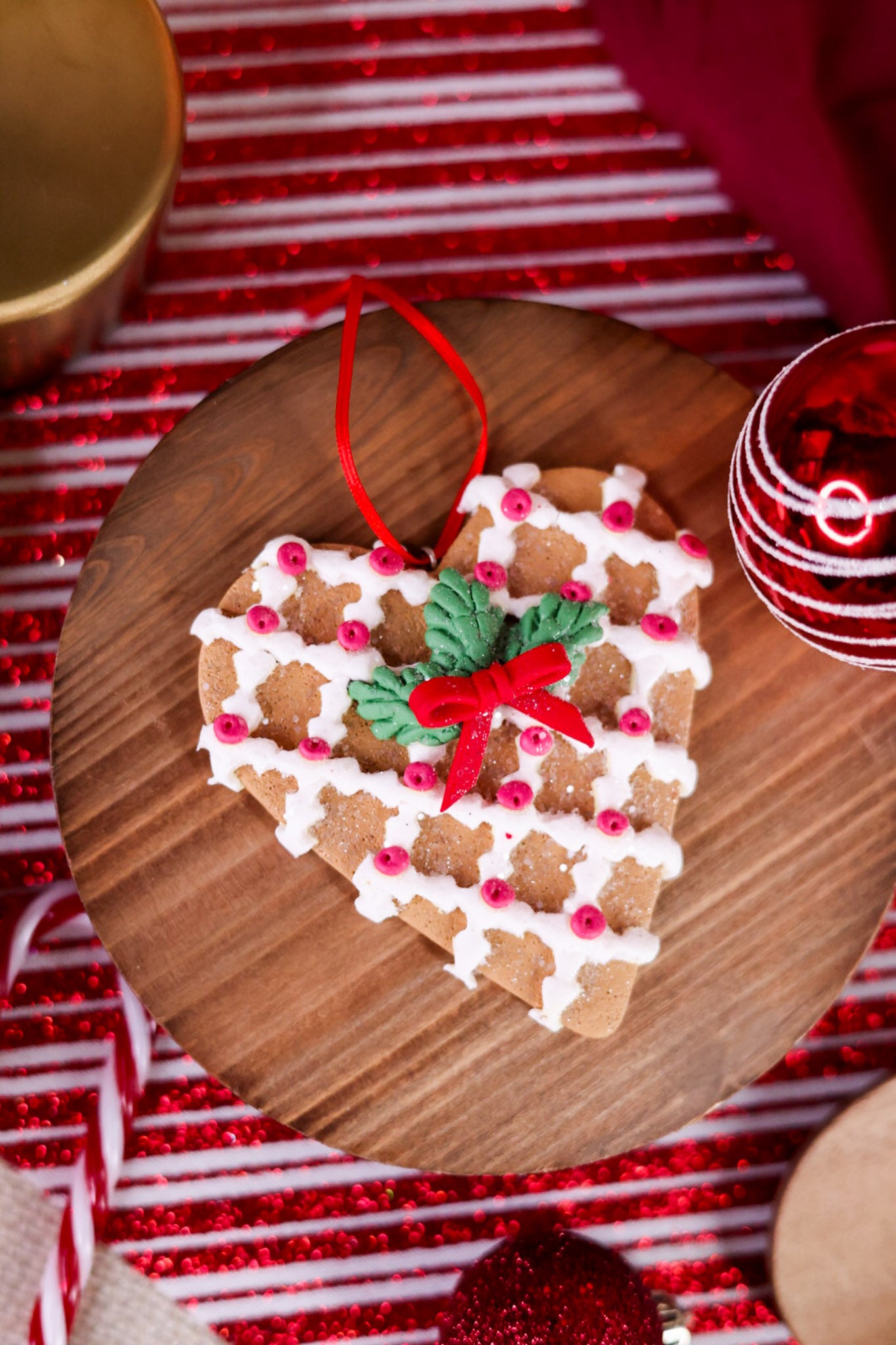 Christmas Gingerbread Ornaments (4 Styles)