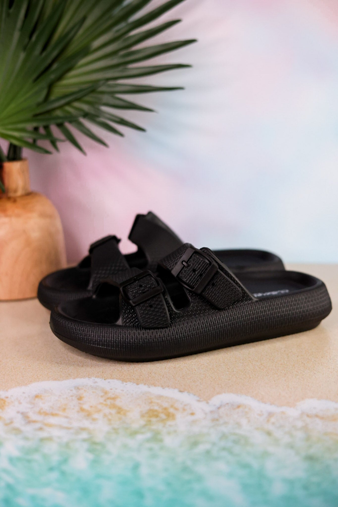 Black Cushioned Waterproof Slides