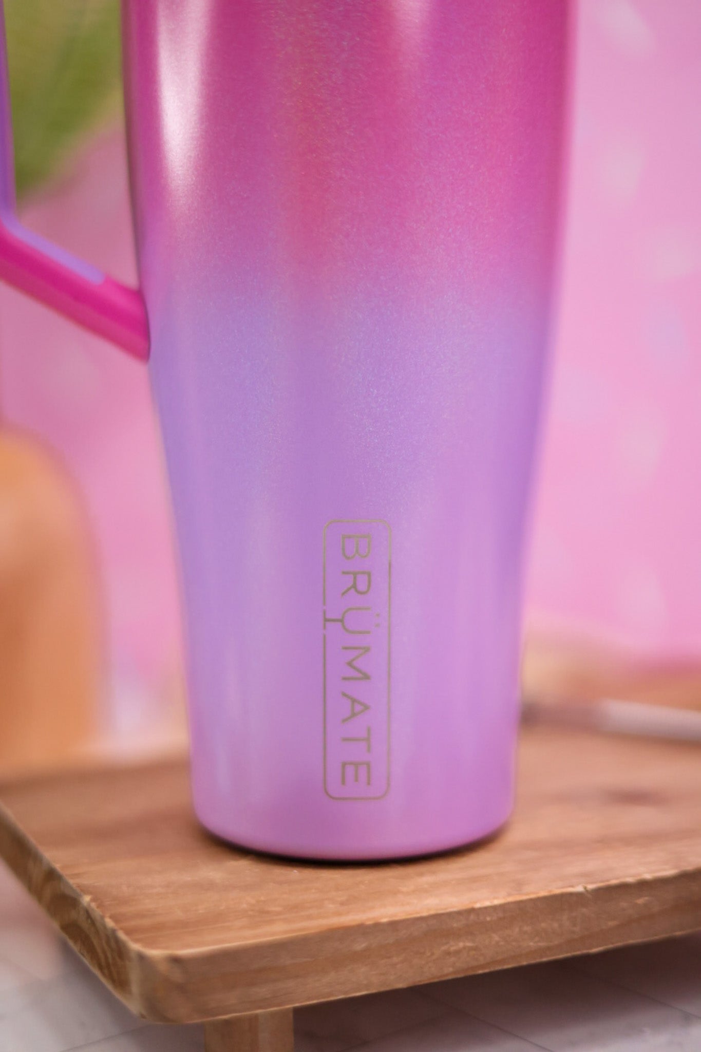 Brumate Glitter Cotton Candy 40oz Era's Tumbler