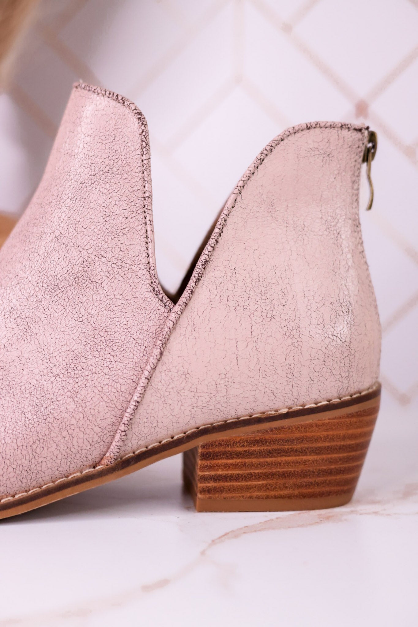 "Vanish" Beige Crackle Western Booties