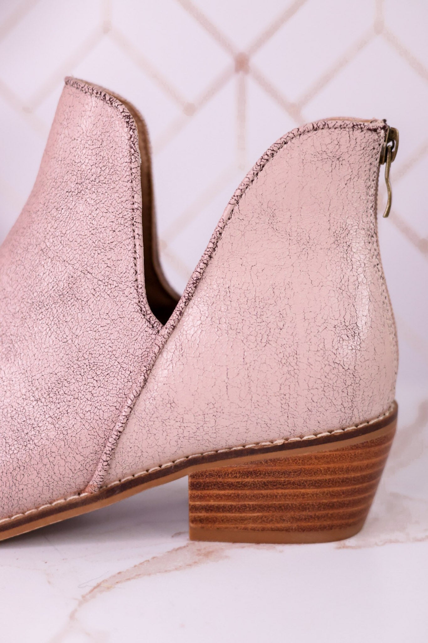 "Vanish" Beige Crackle Western Booties