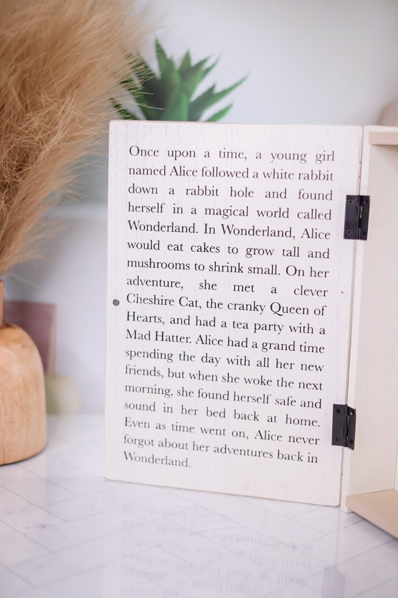 Alice in Wonderland Woodland Storybook Collection