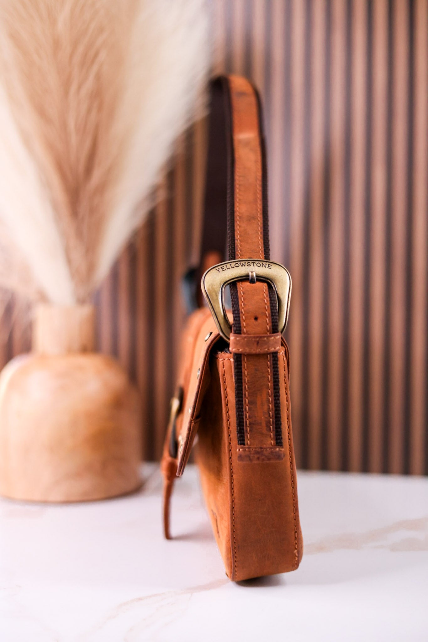 Licensed Yellowstone Amber Paradise Handbag With Rivets