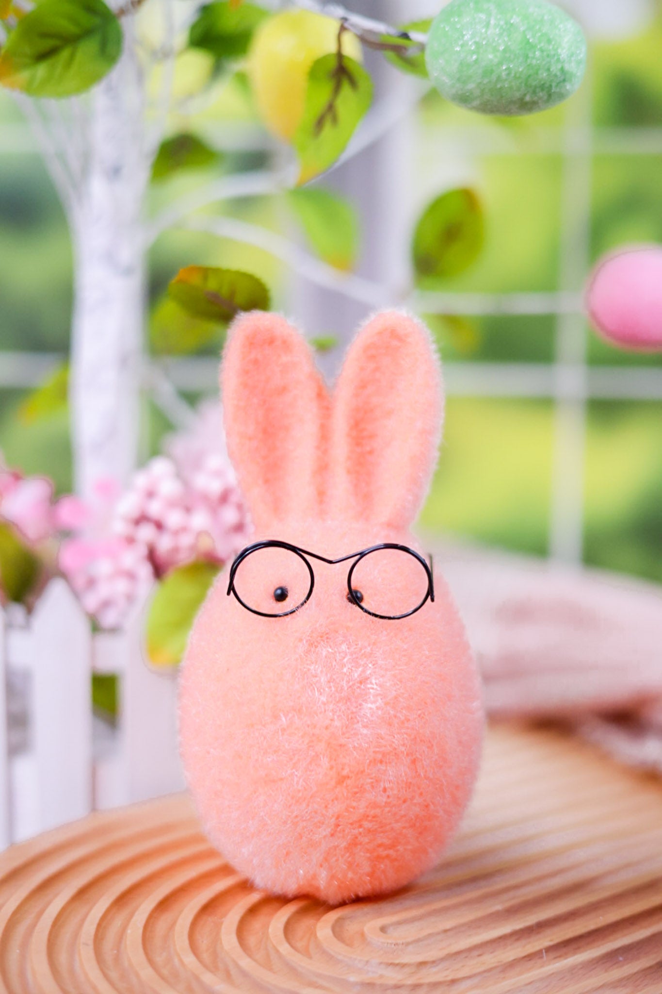 6" Flocked Sherbet Bunnies with Glasses